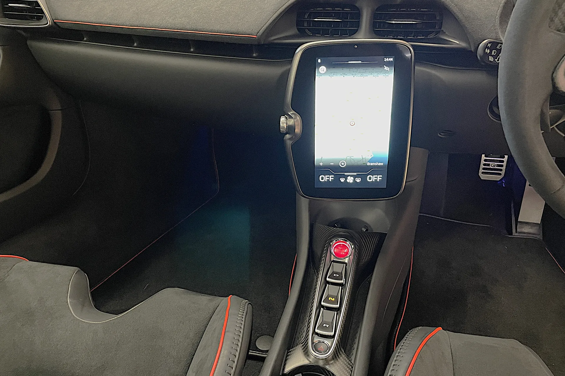 McLaren ARTURA thumbnail image number 29