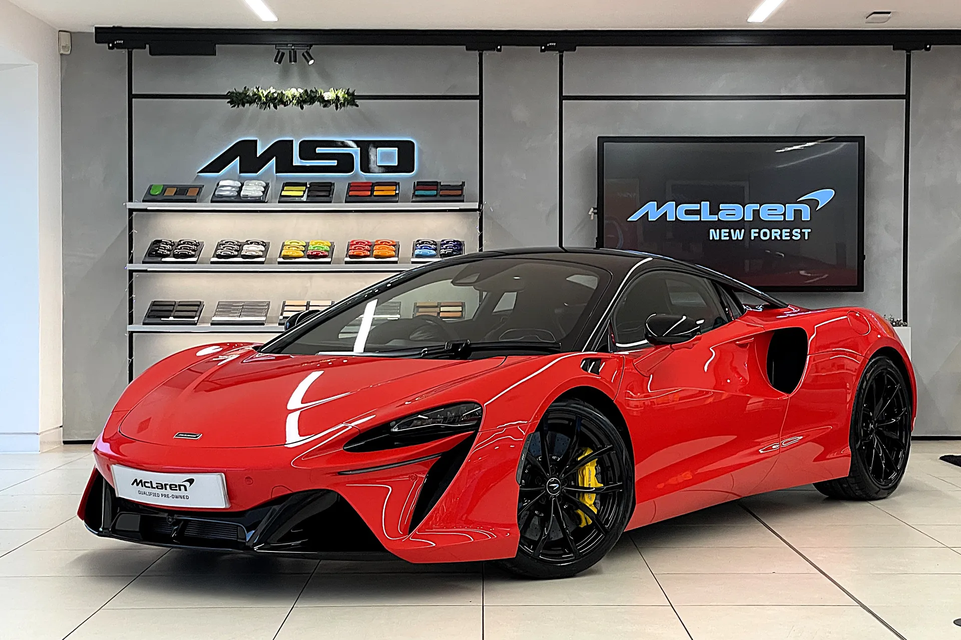 McLaren ARTURA thumbnail image number 4