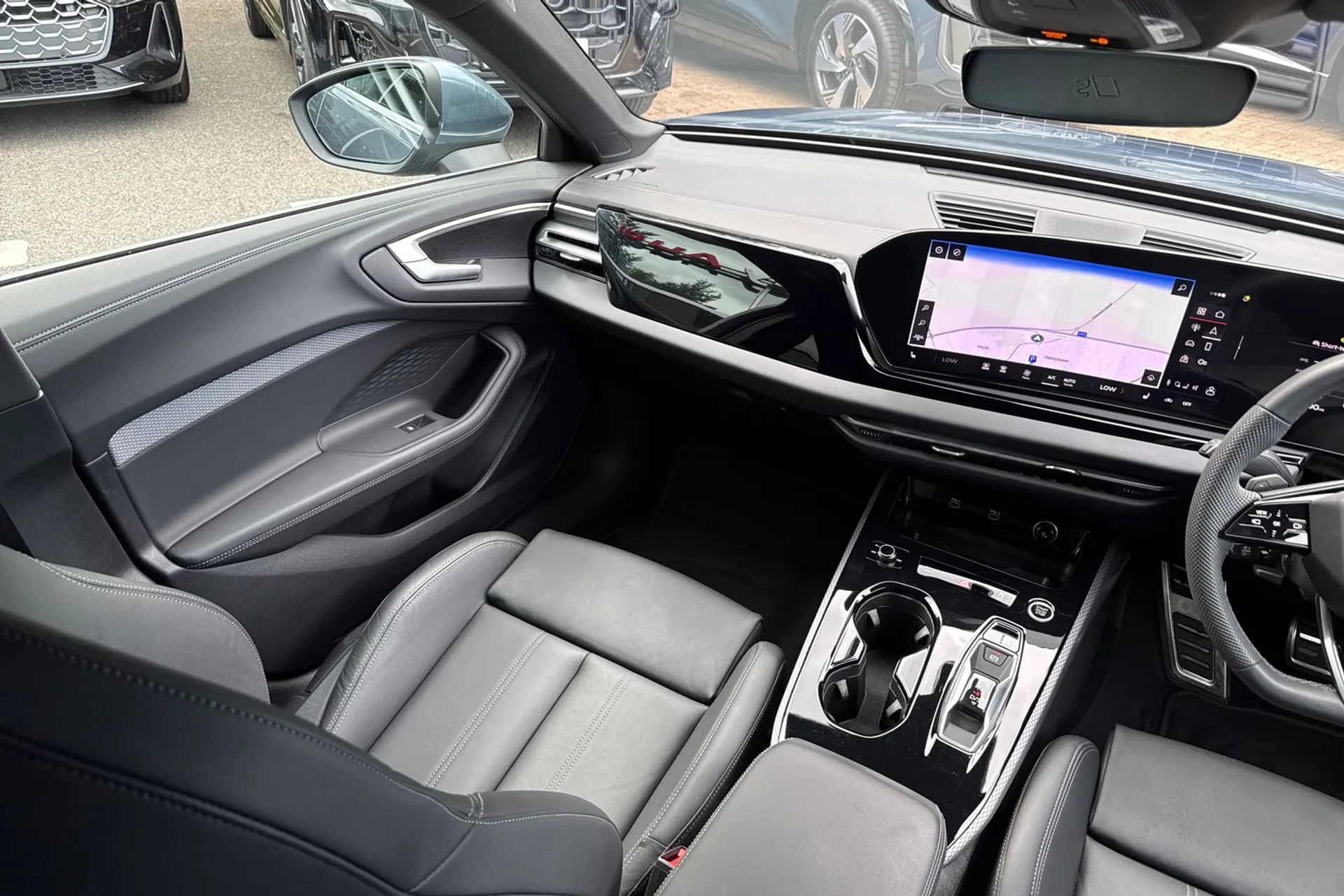 Audi A5 thumbnail image number 31