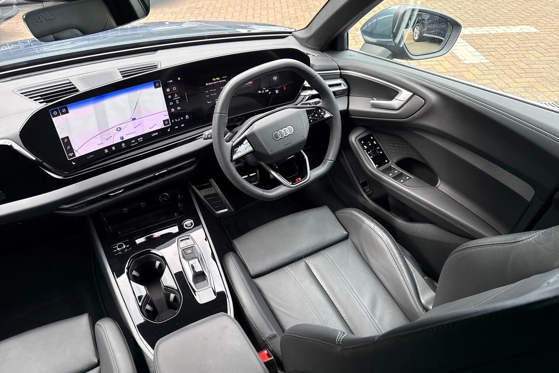 Audi A5 thumbnail image number 32