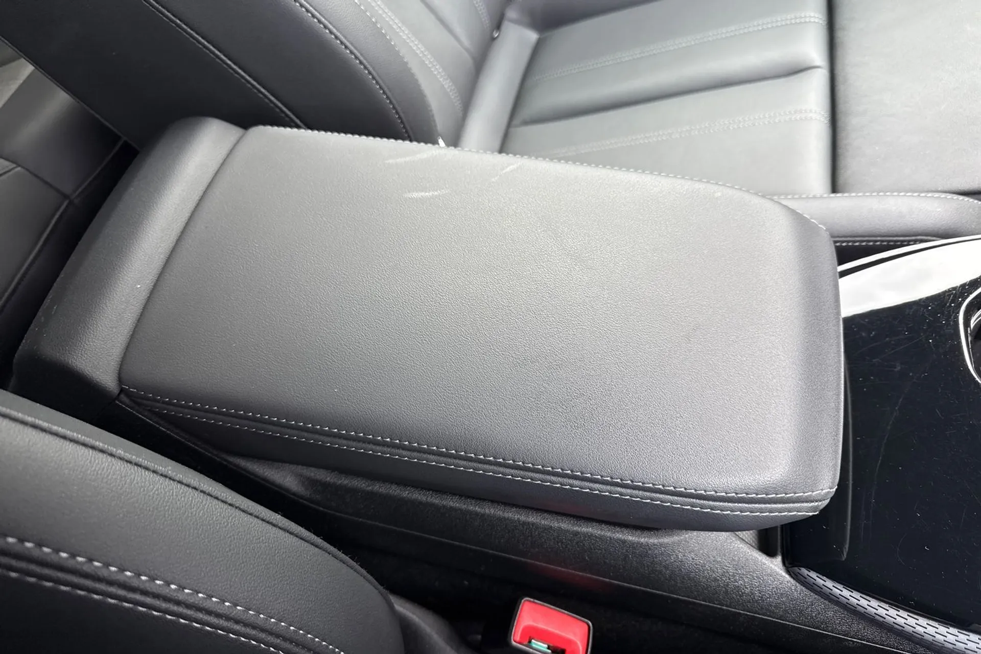 Audi A5 thumbnail image number 40