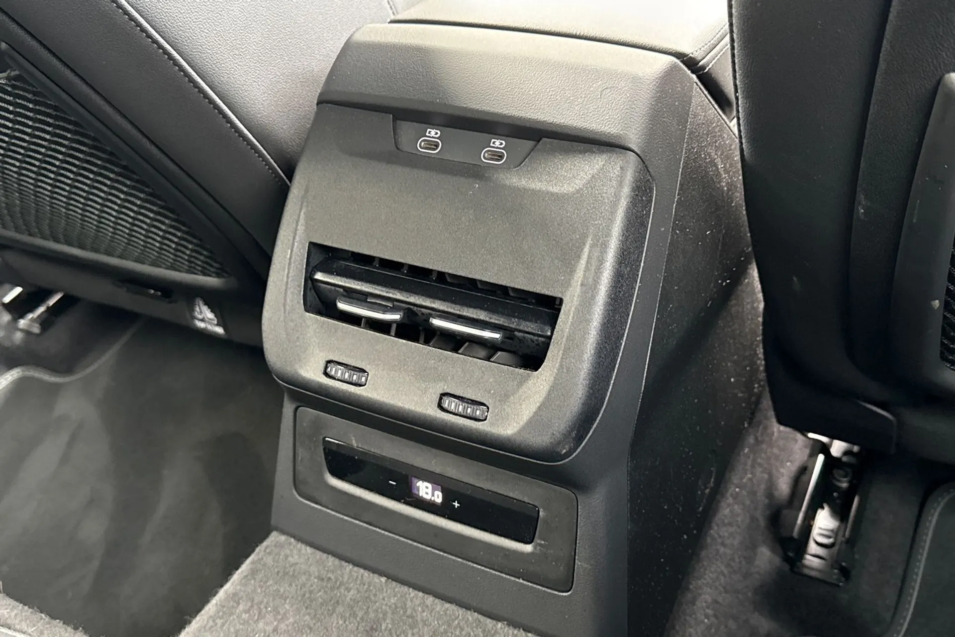 Audi A5 thumbnail image number 46