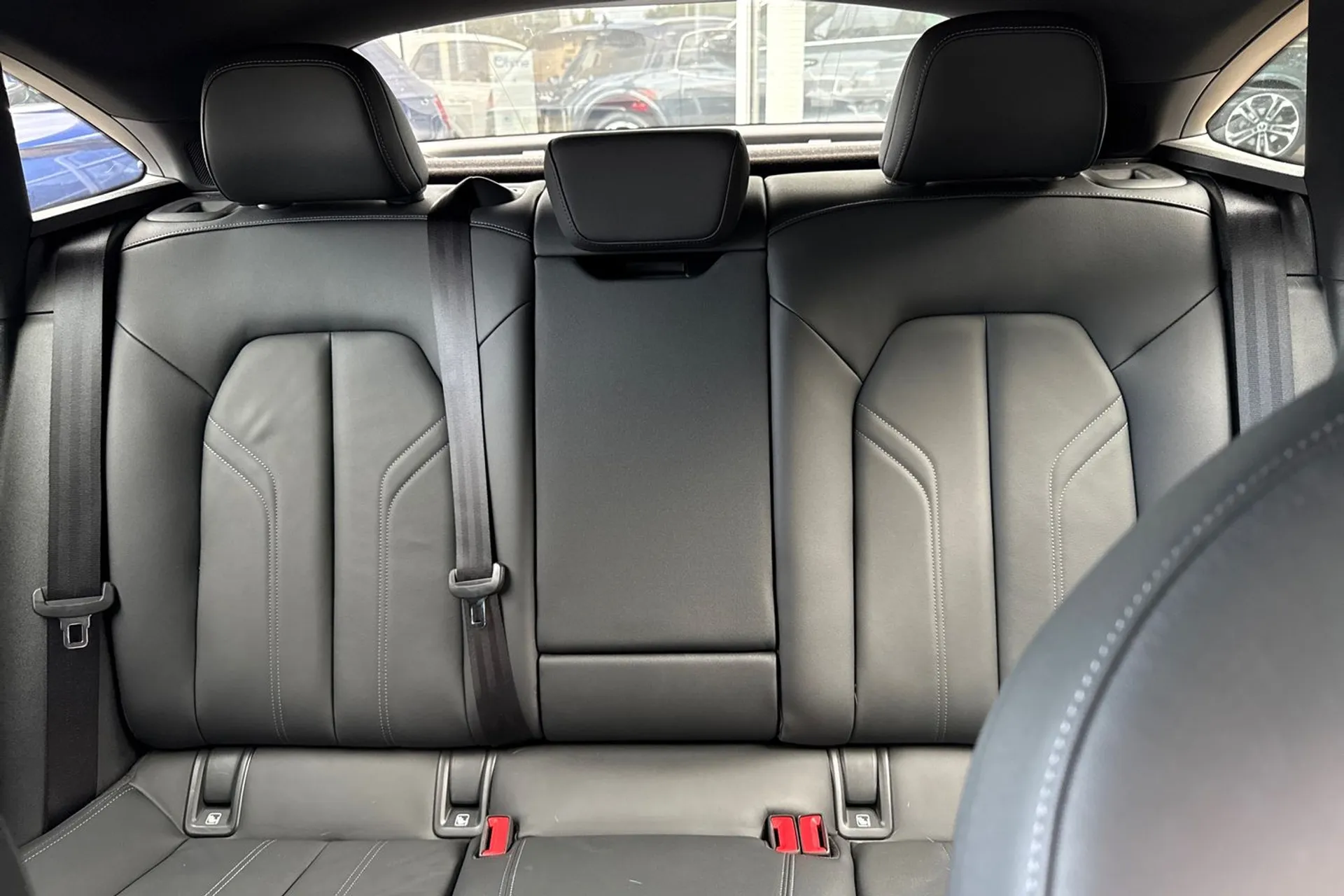 Audi A5 thumbnail image number 30