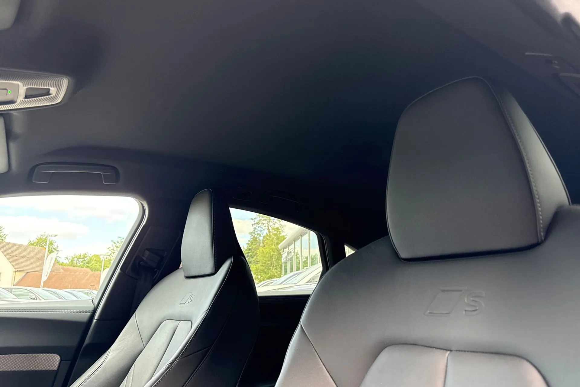 Audi A5 thumbnail image number 28