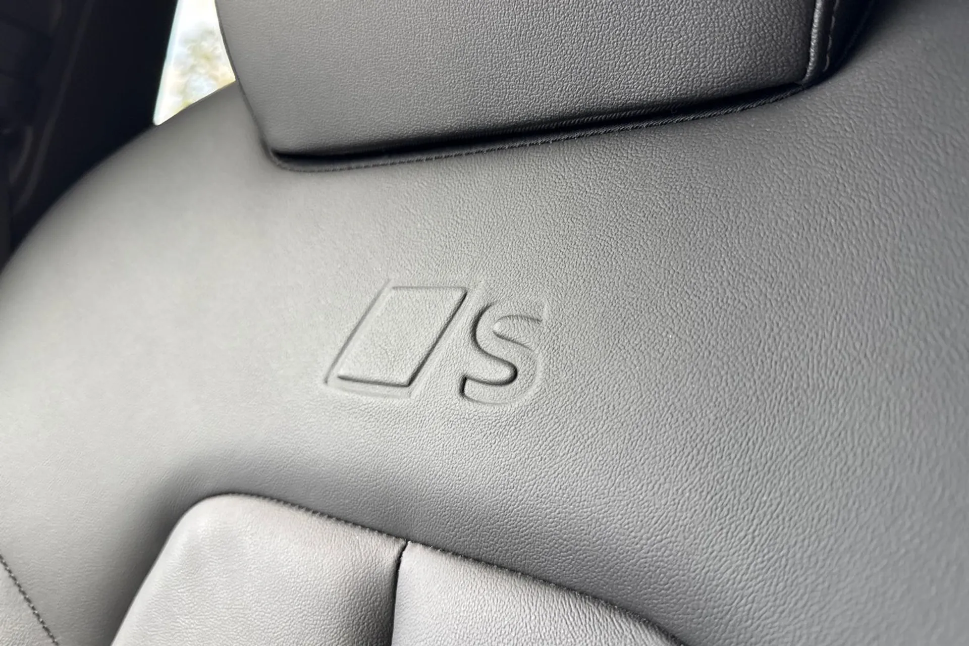 Audi A5 thumbnail image number 44