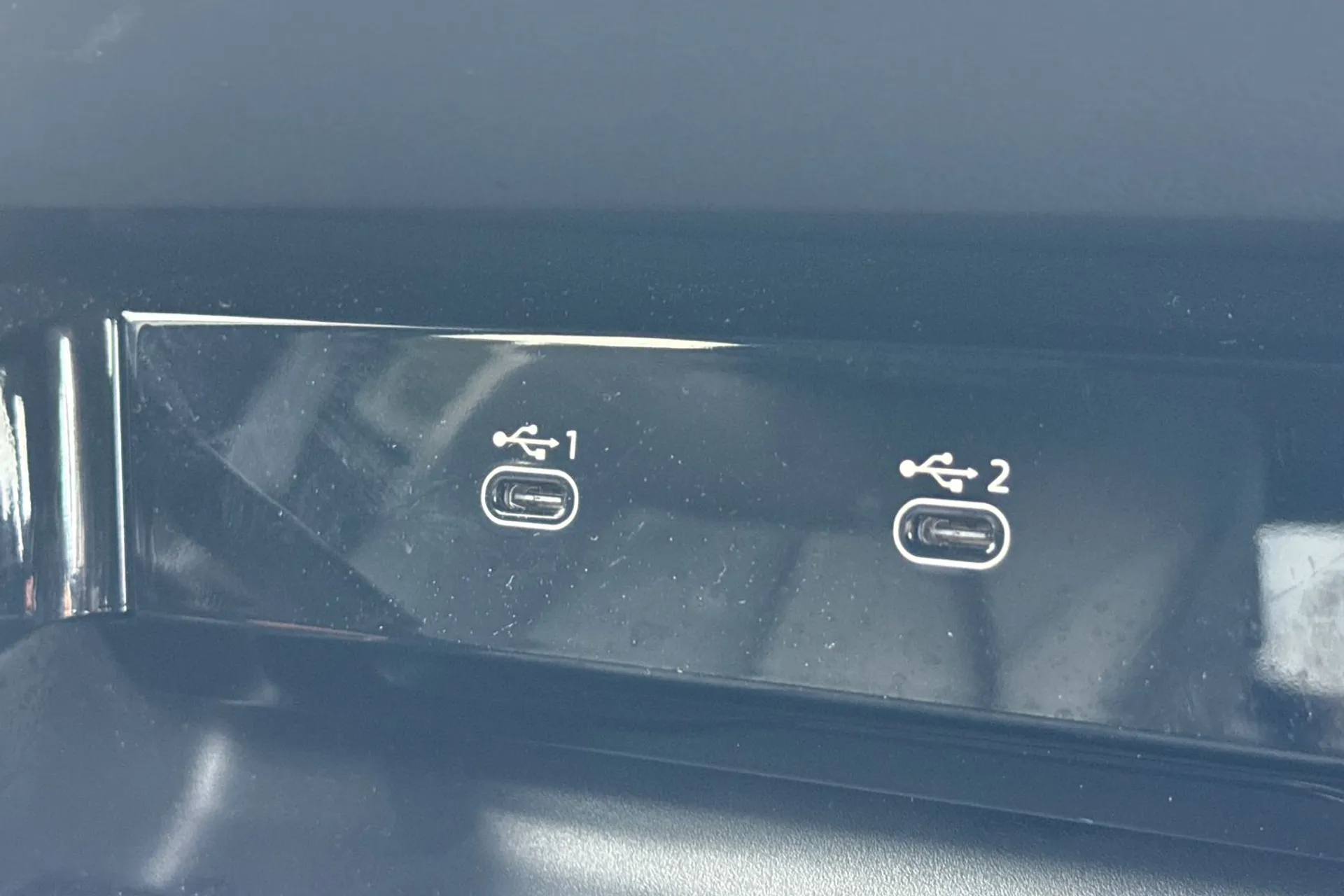 Audi A5 thumbnail image number 43