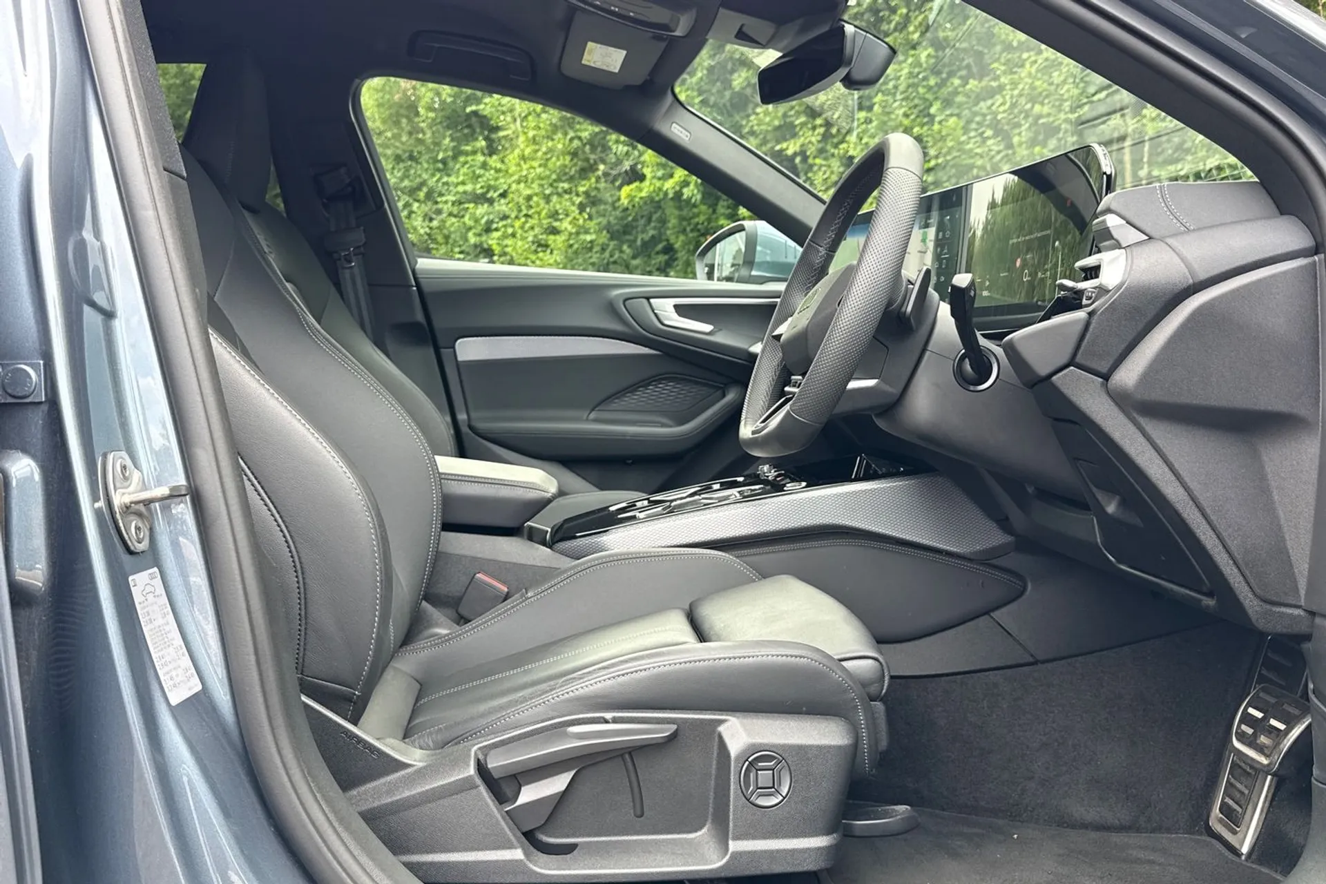 Audi A5 thumbnail image number 24