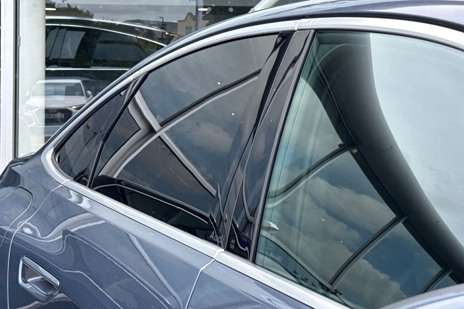 Audi A5 thumbnail image number 13