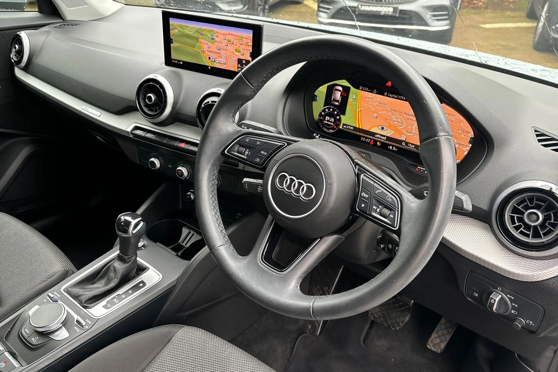 Audi Q2 thumbnail image number 25