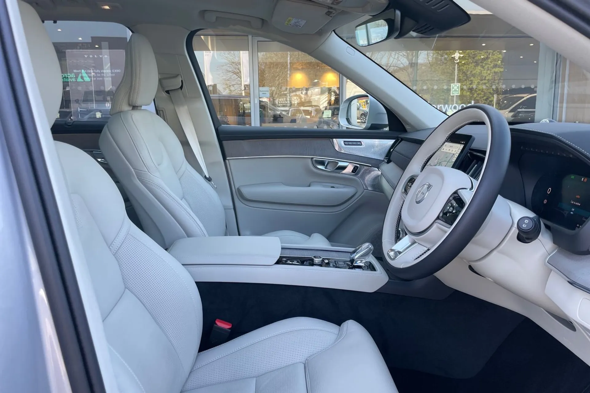 Volvo XC90 thumbnail image number 27