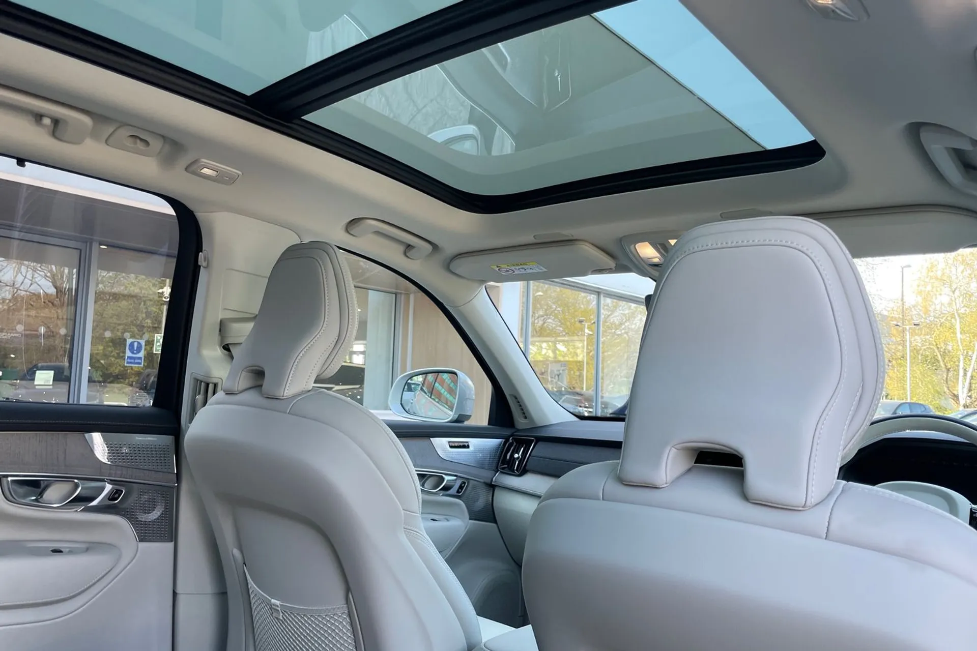 Volvo XC90 thumbnail image number 24