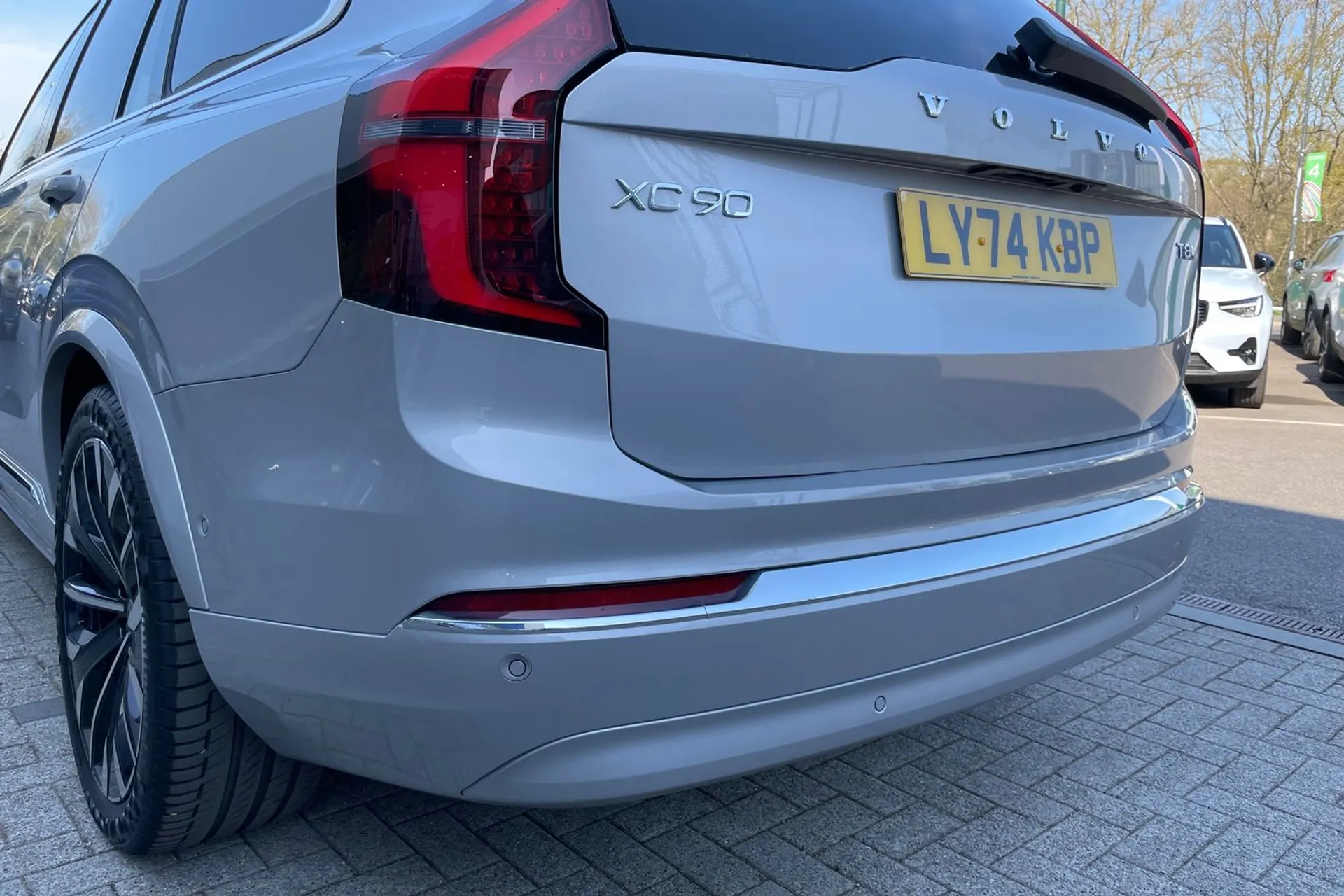 Volvo XC90 thumbnail image number 18