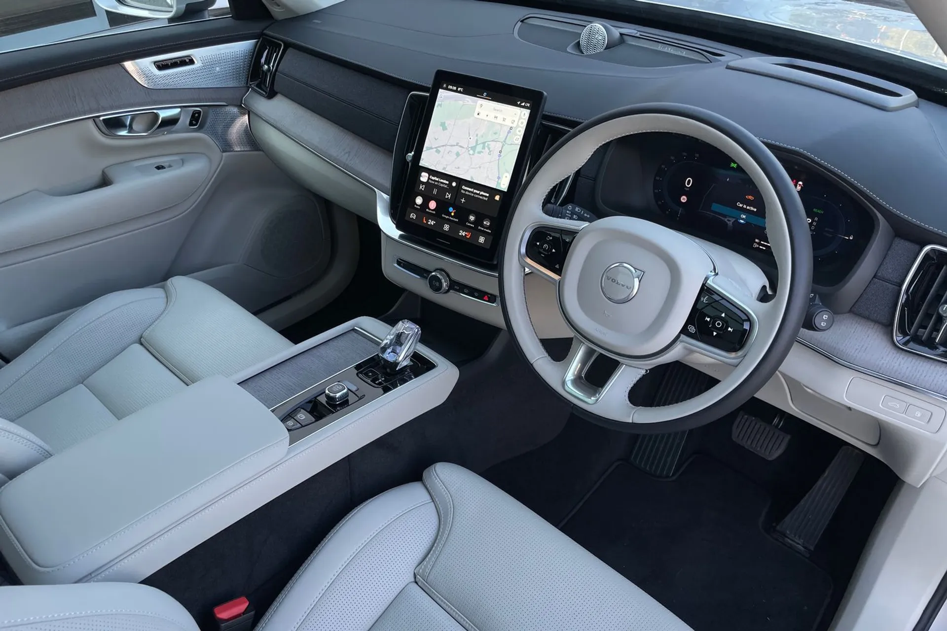 Volvo XC90 thumbnail image number 26