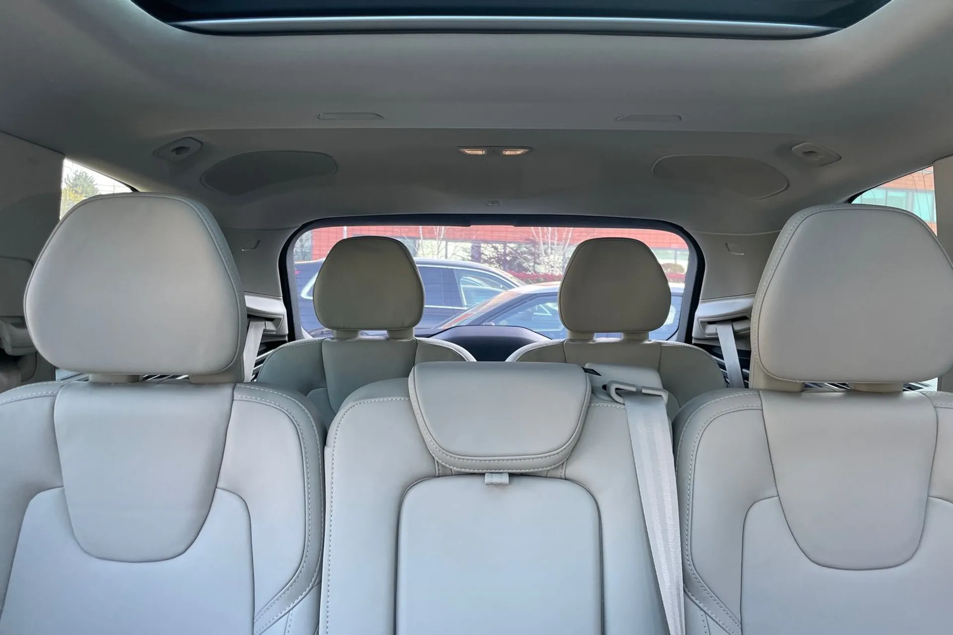 Volvo XC90 thumbnail image number 5