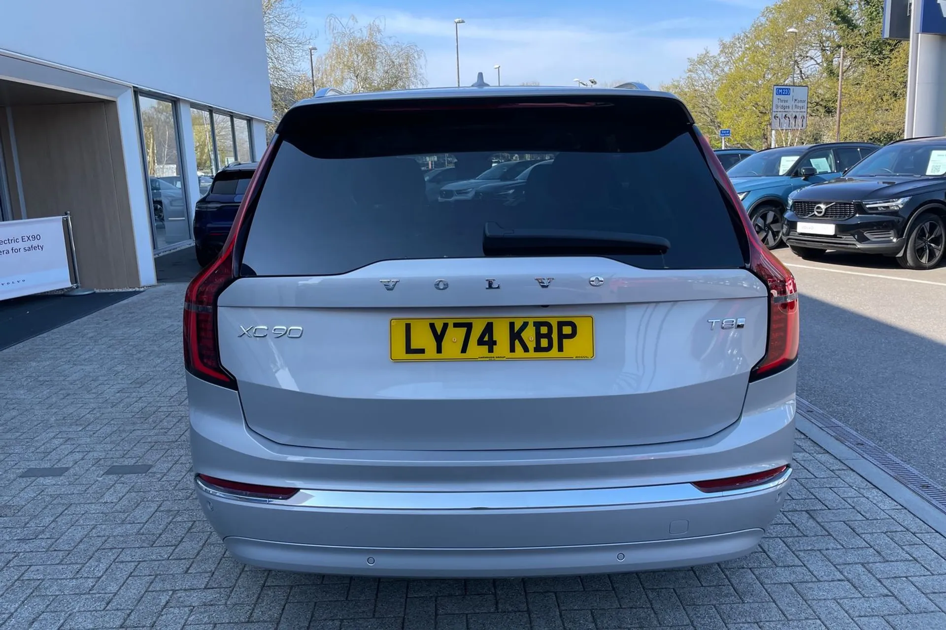 Volvo XC90 thumbnail image number 9