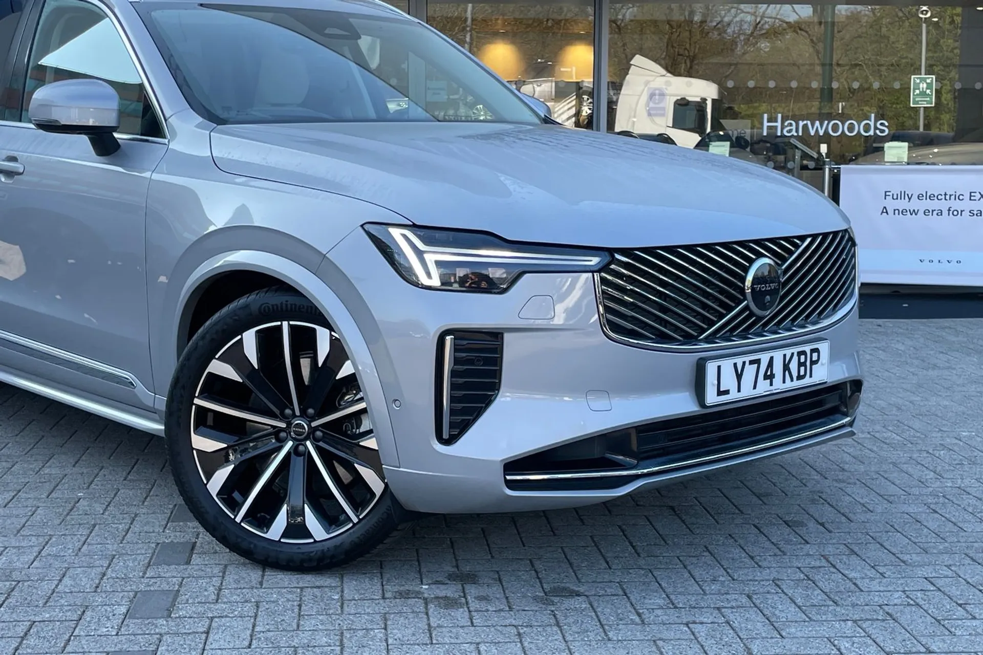 Volvo XC90 thumbnail image number 7