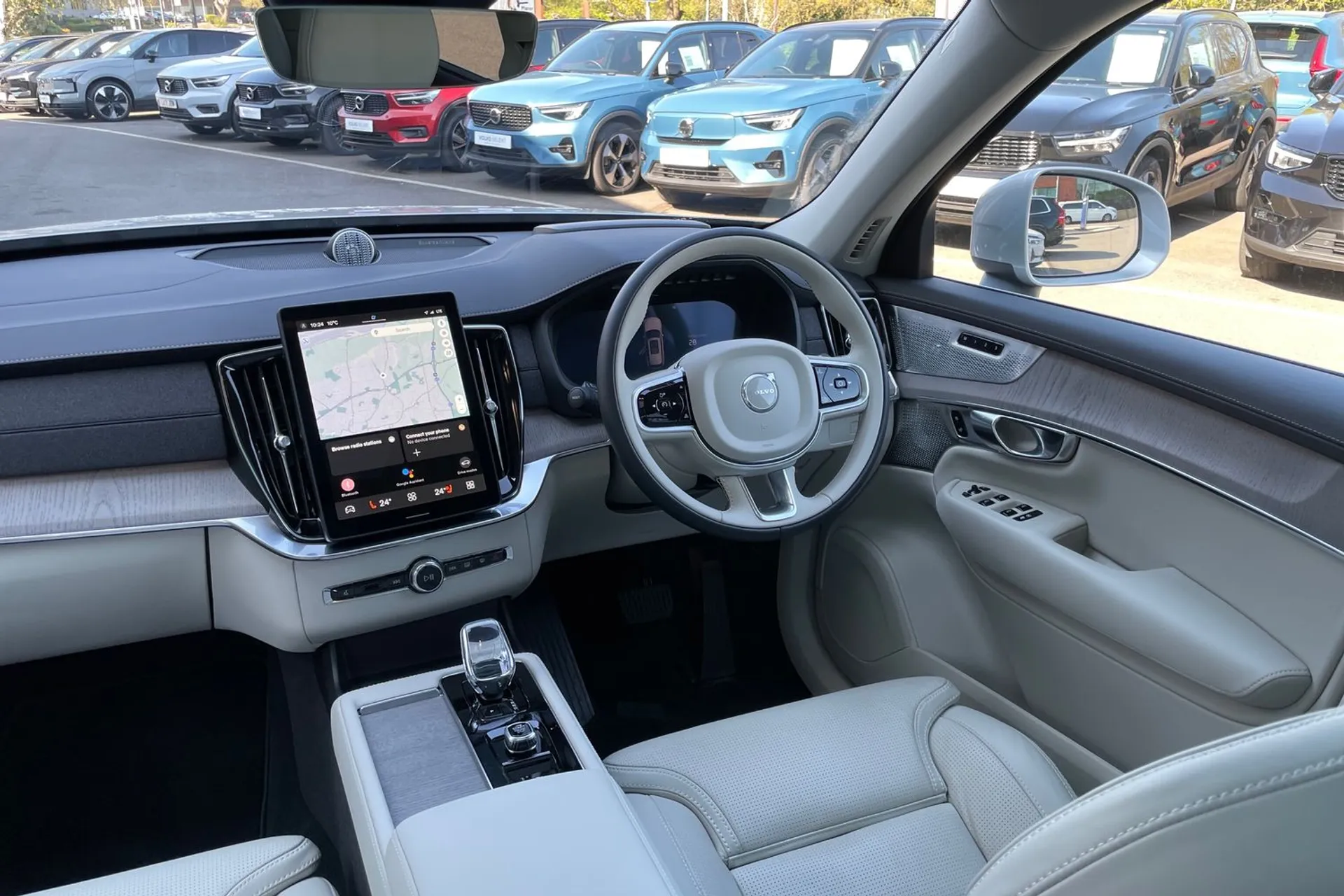 Volvo XC90 thumbnail image number 34