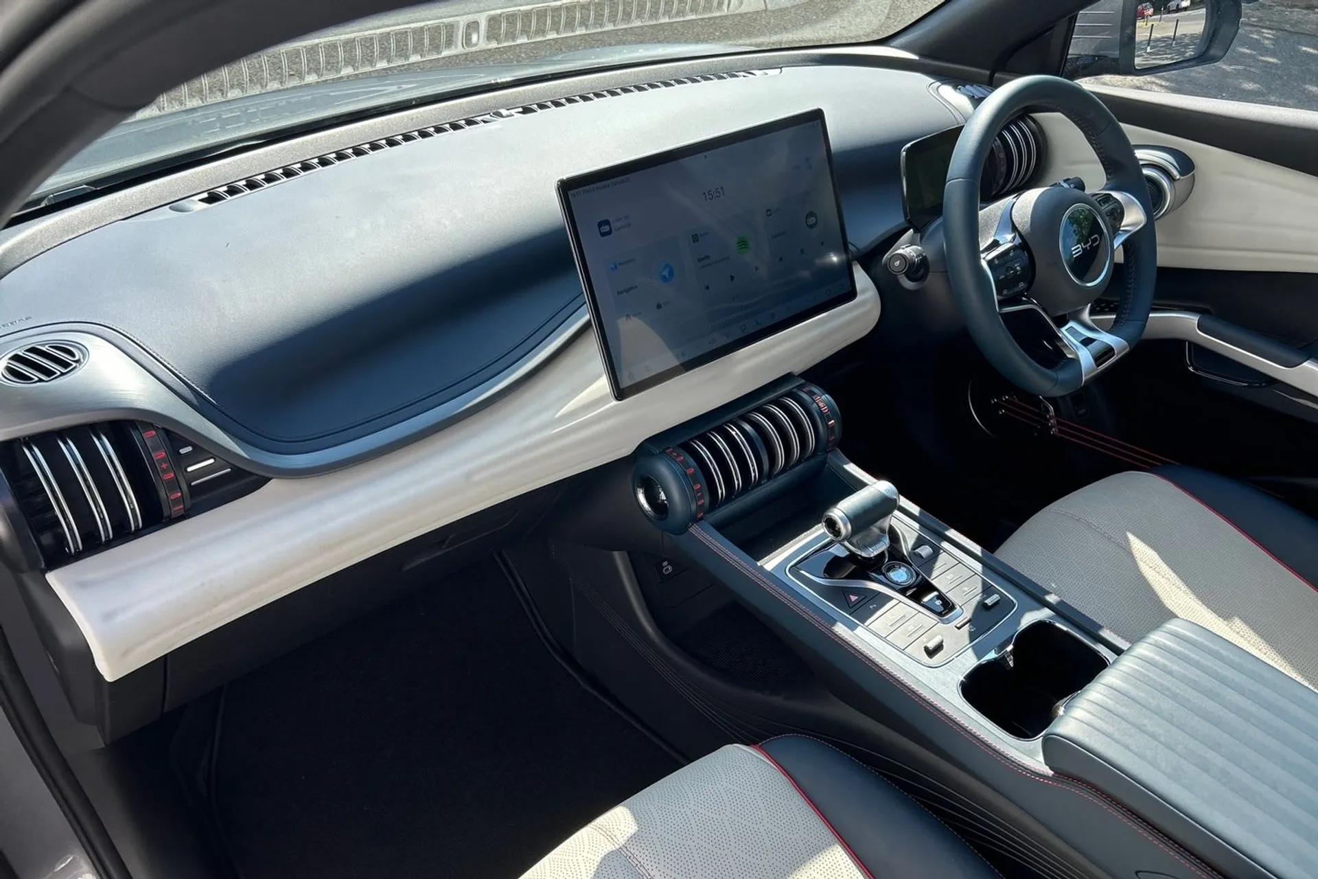 BYD ATTO 3 thumbnail image number 18