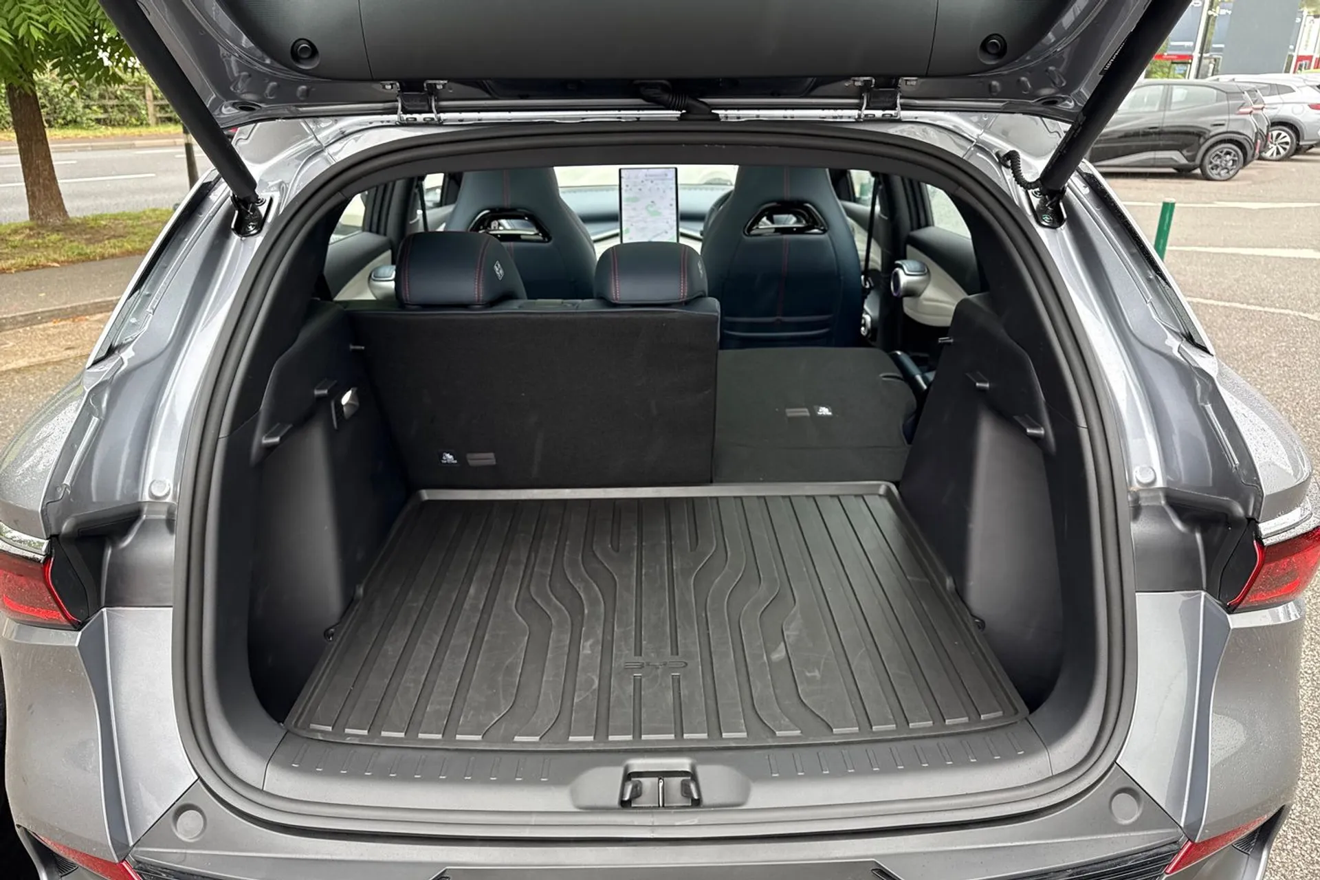 BYD ATTO 3 thumbnail image number 27