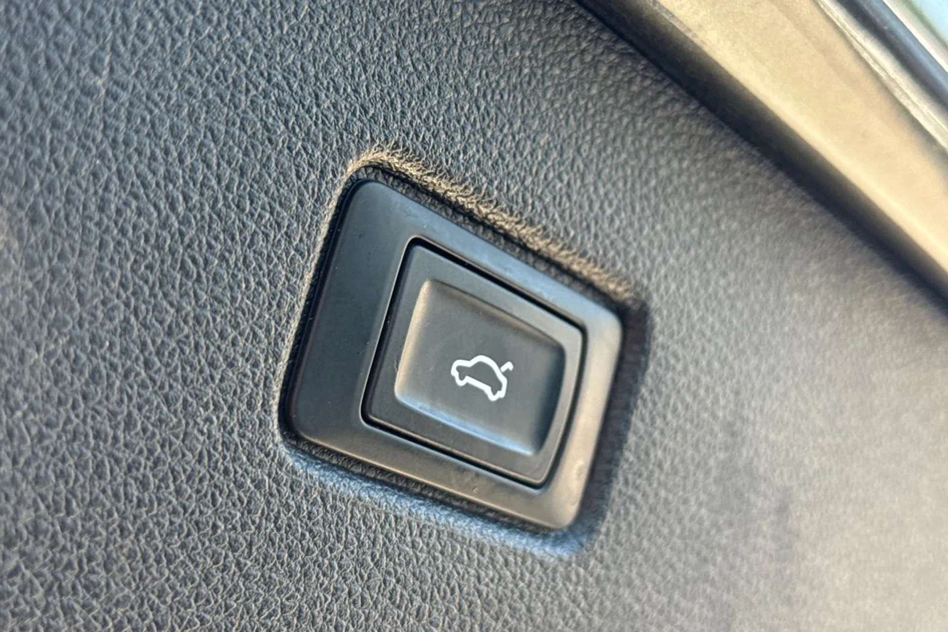 Audi Q7 thumbnail image number 19