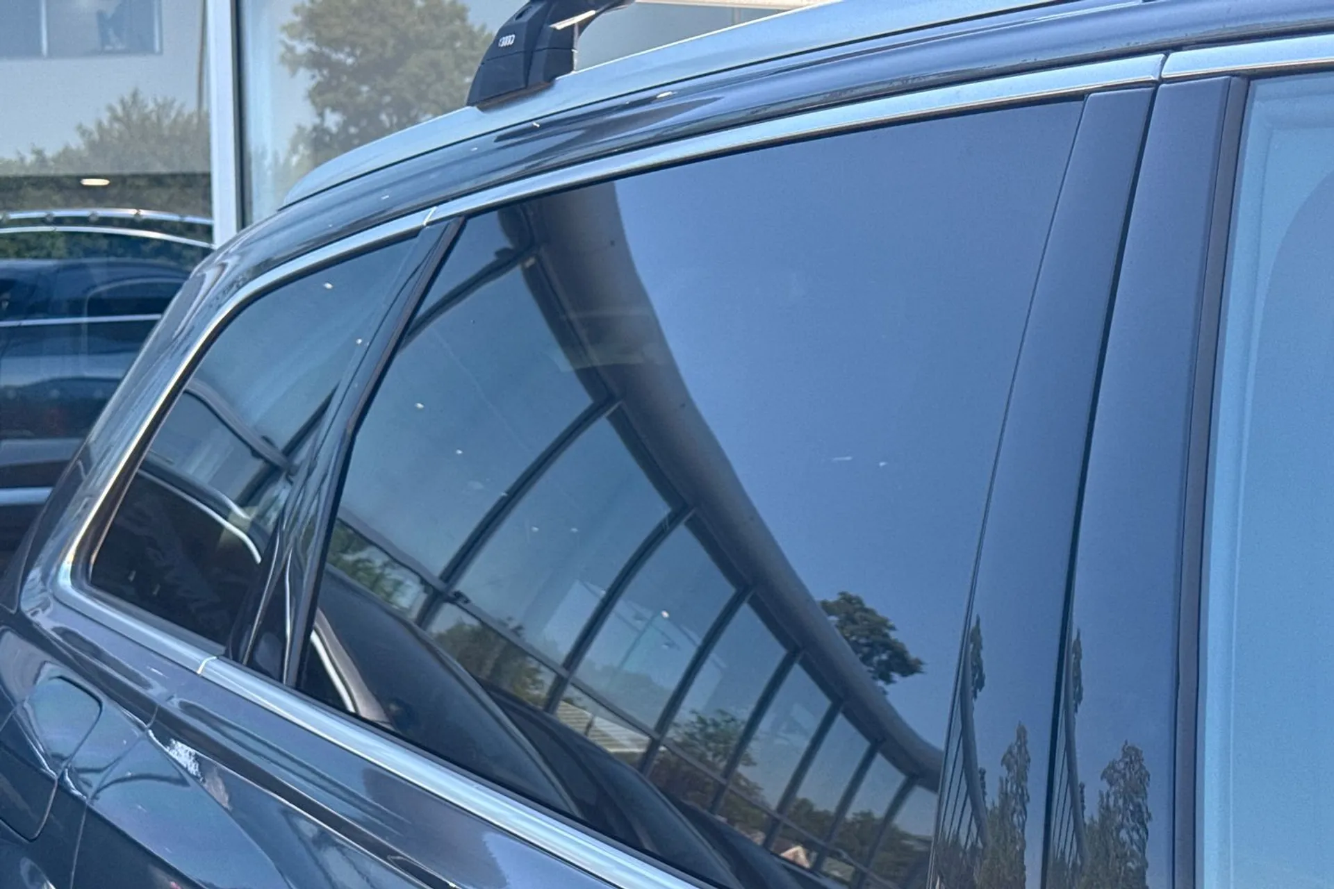 Audi Q7 thumbnail image number 13