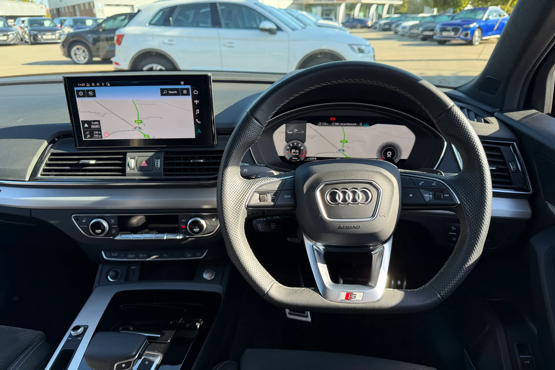 Audi Q5 thumbnail image number 6