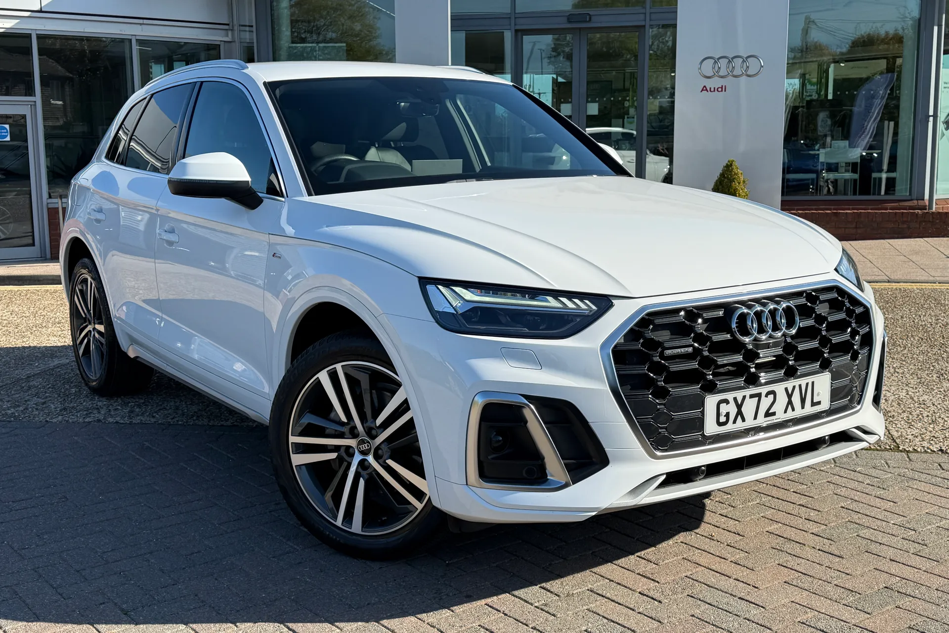 Audi Q5 thumbnail image number 24