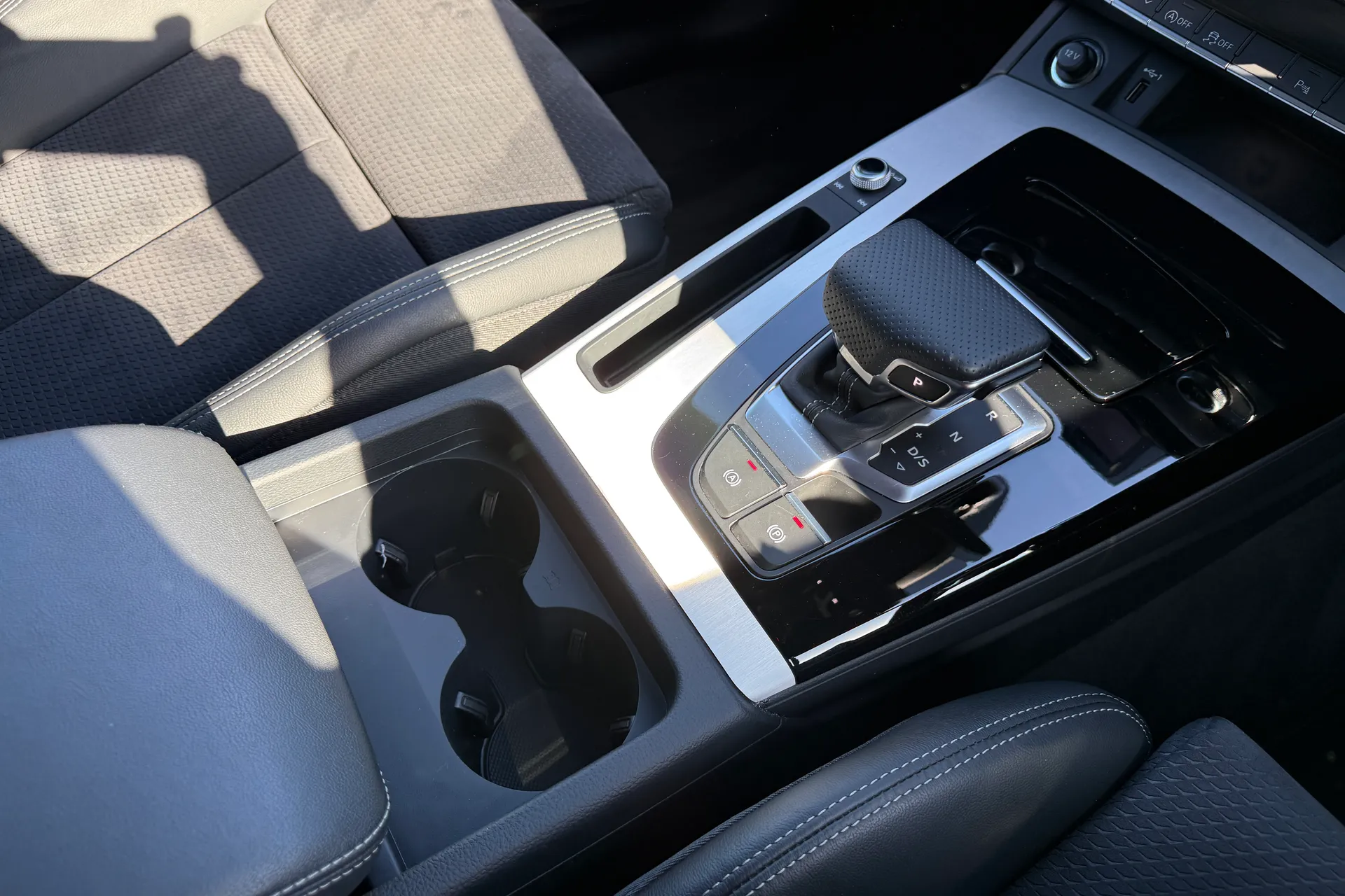 Audi Q5 thumbnail image number 39