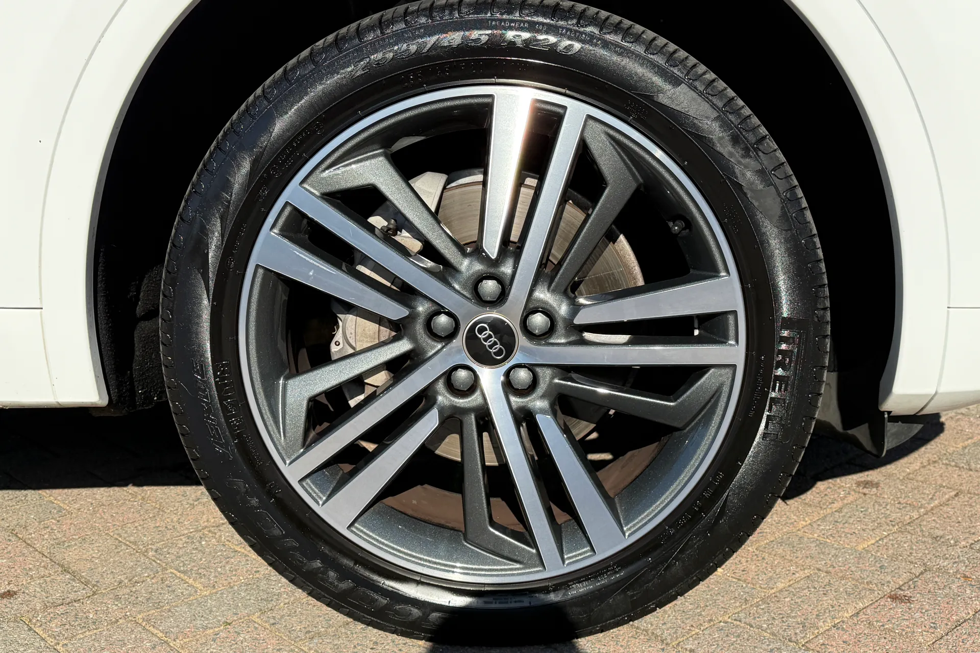 Audi Q5 thumbnail image number 47