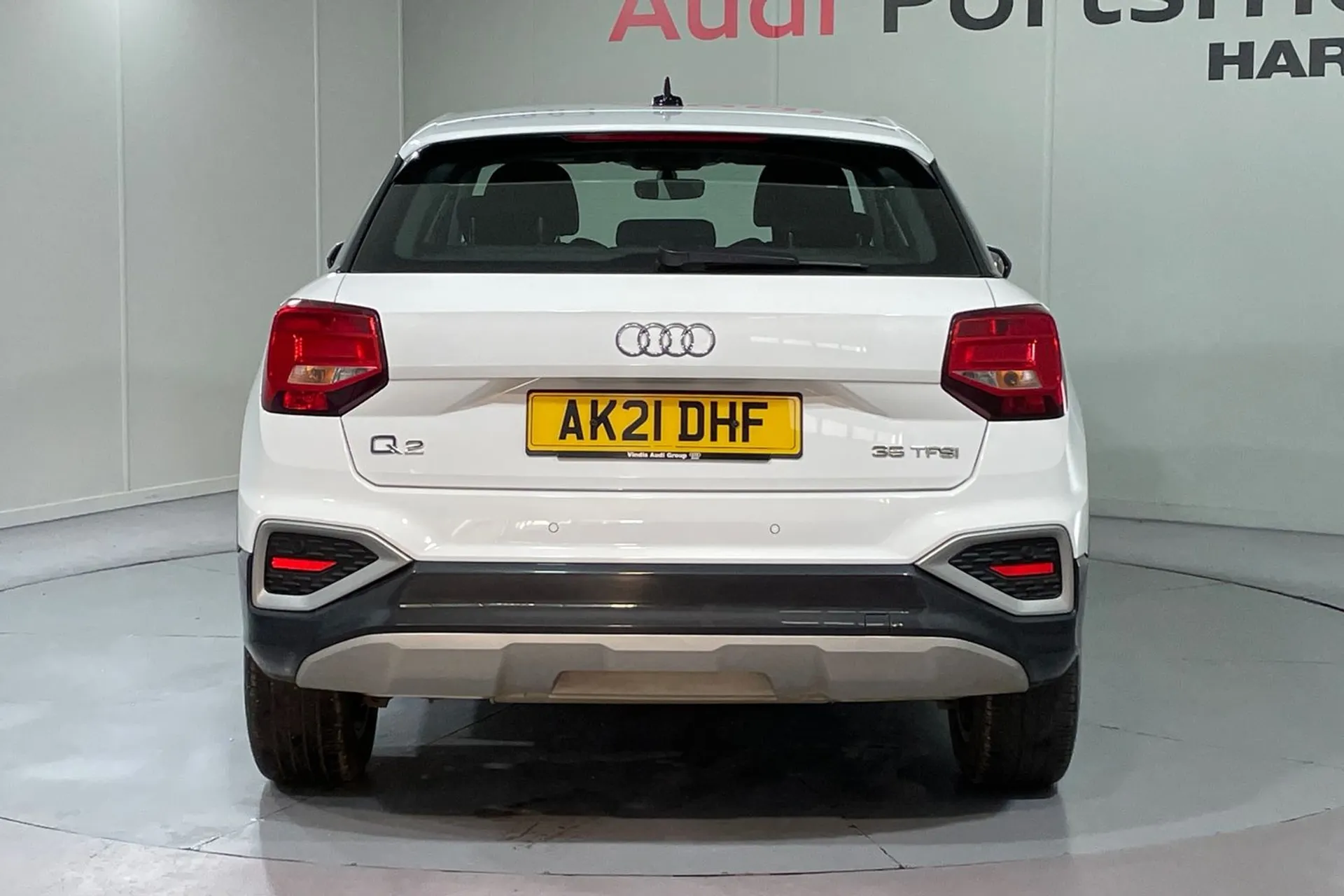 Audi Q2 thumbnail image number 9