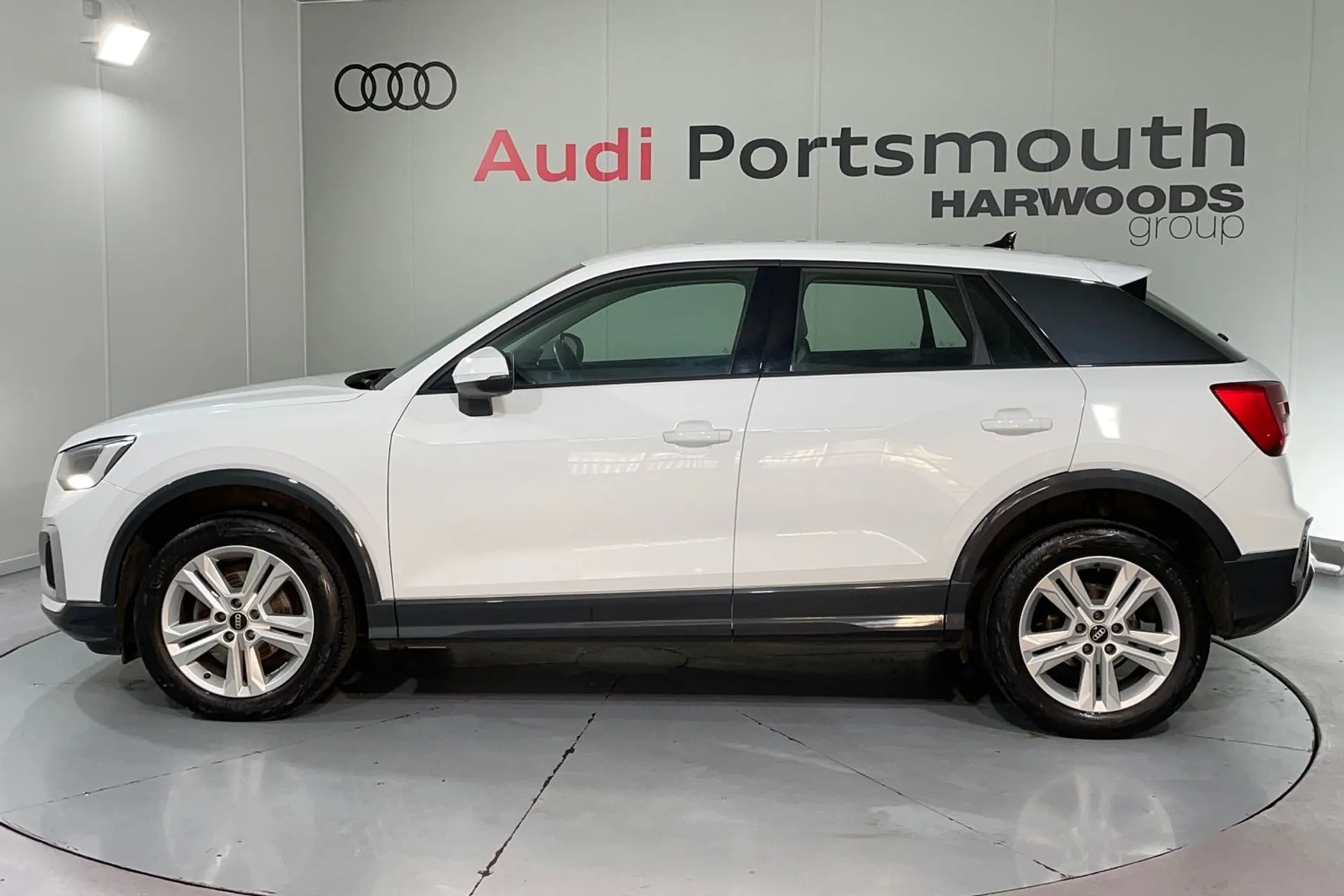 Audi Q2 thumbnail image number 8