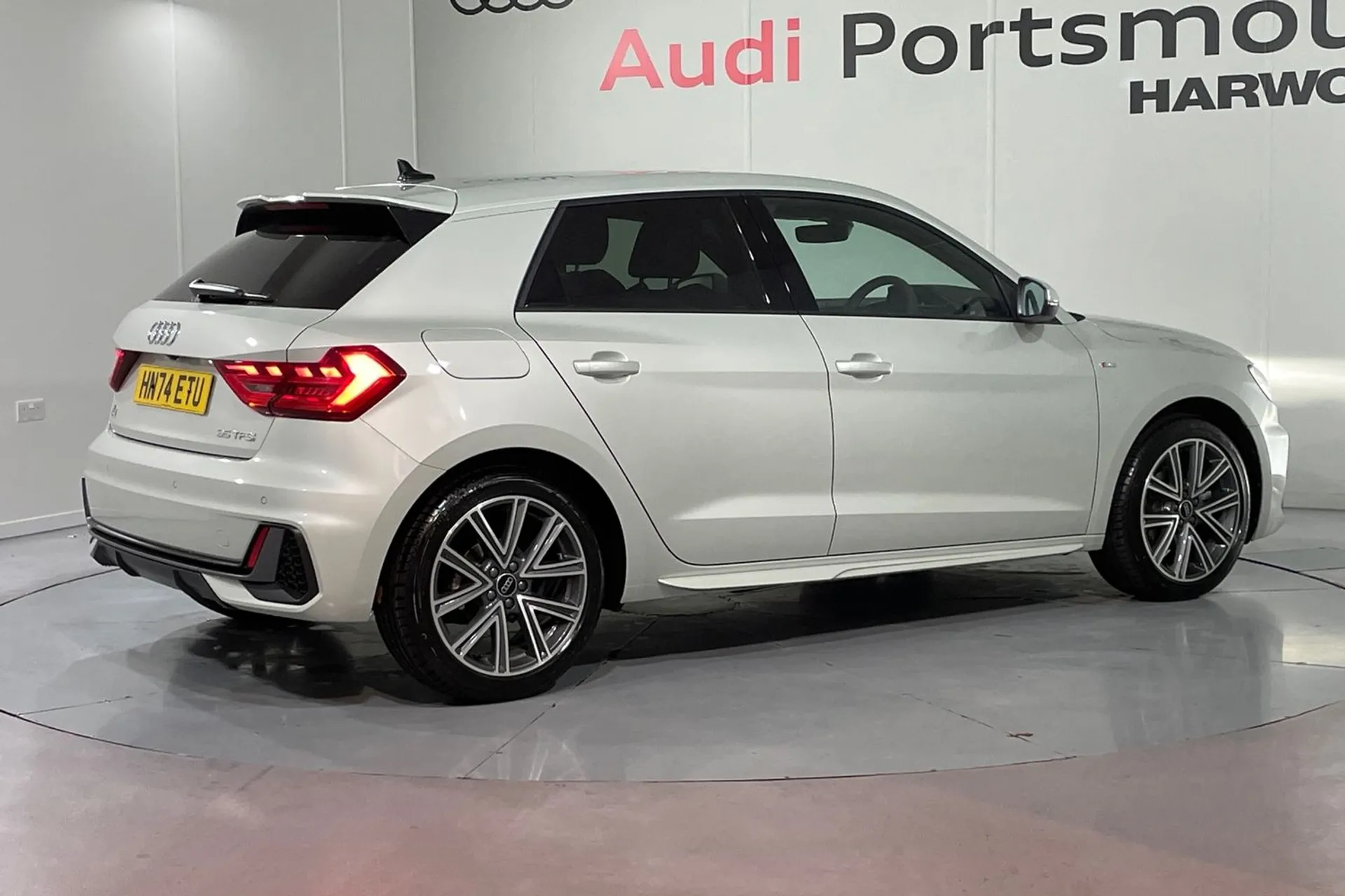 Audi A1 thumbnail image number 12