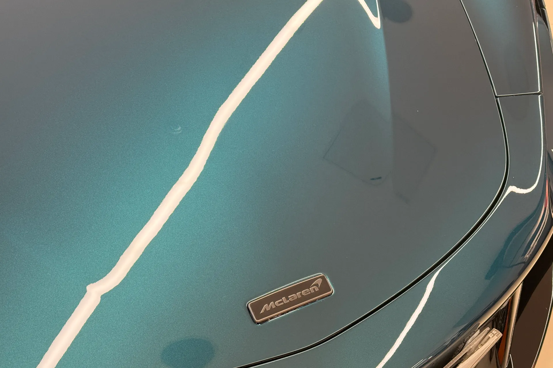 McLaren ARTURA thumbnail image number 22