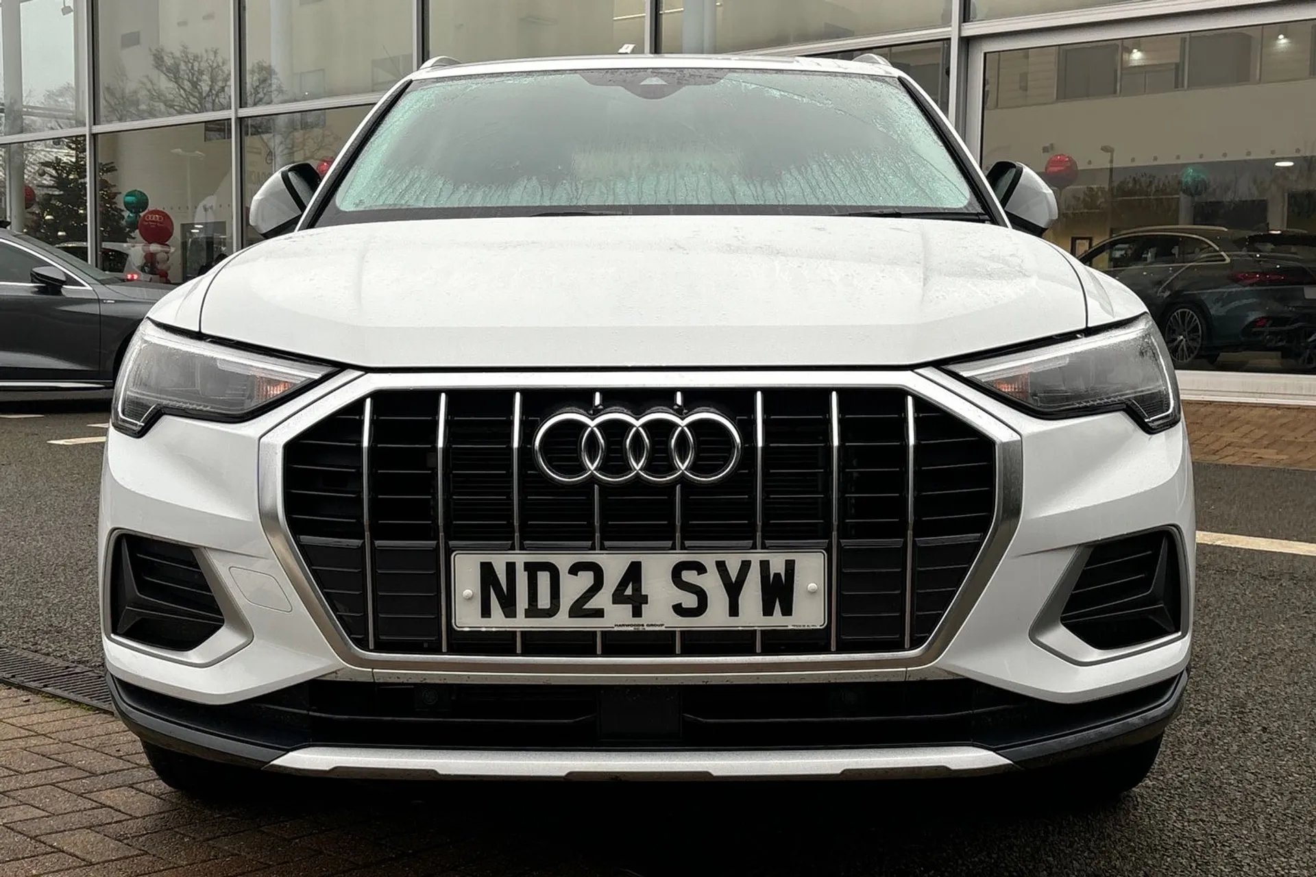 Audi Q3 thumbnail image number 11