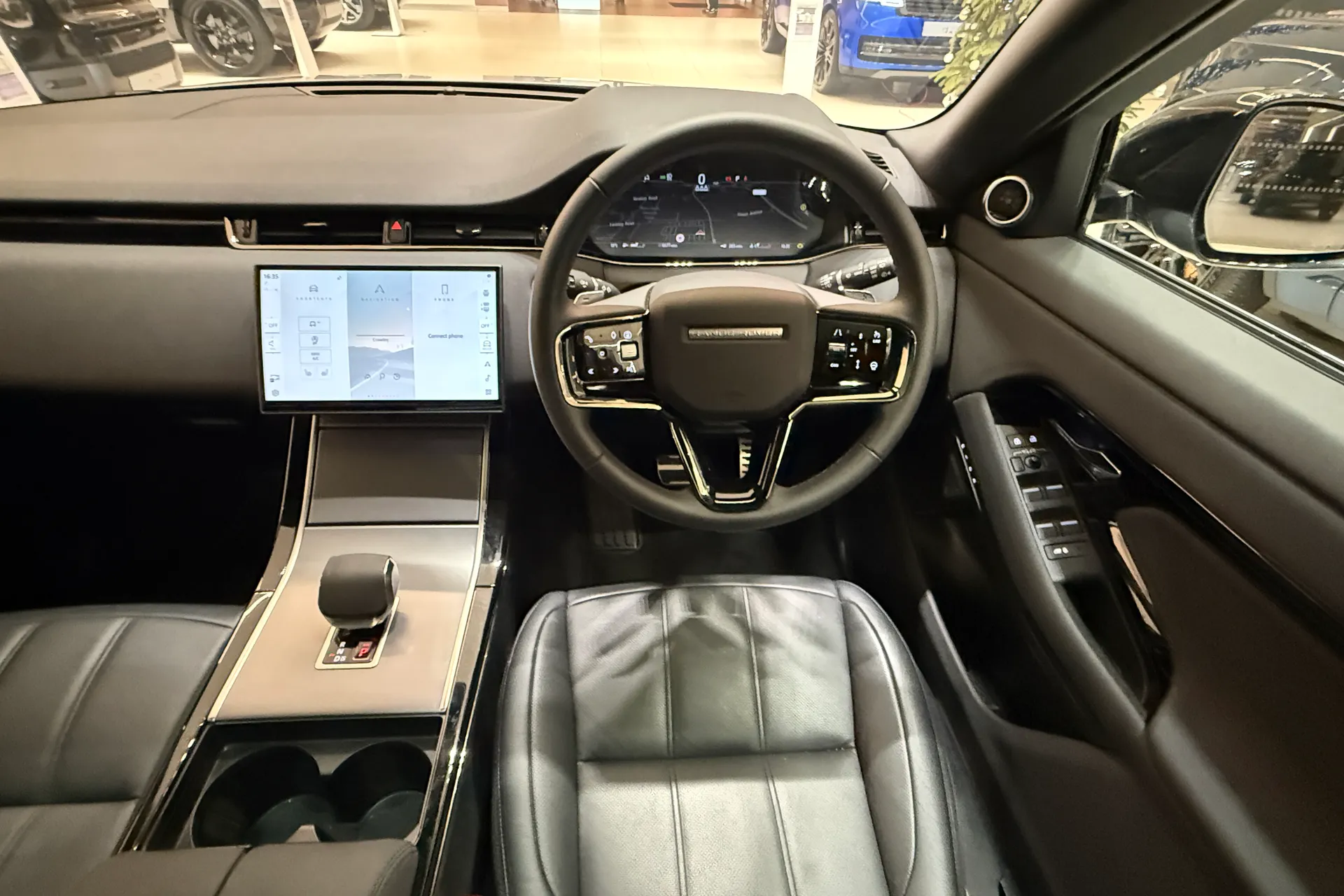 LAND ROVER RANGE ROVER EVOQUE thumbnail image number 18