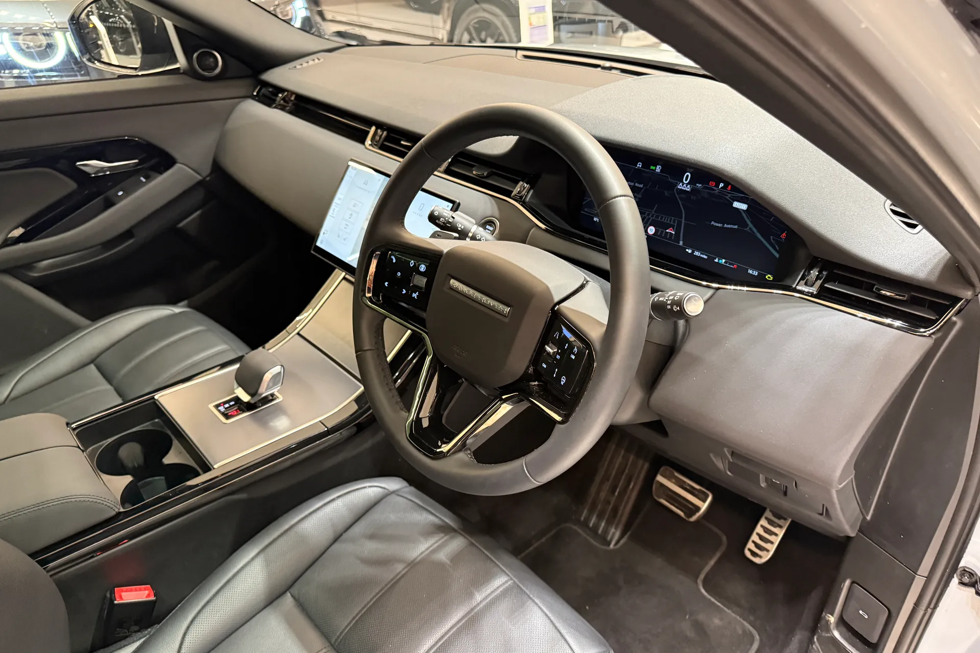 LAND ROVER RANGE ROVER EVOQUE thumbnail image number 27