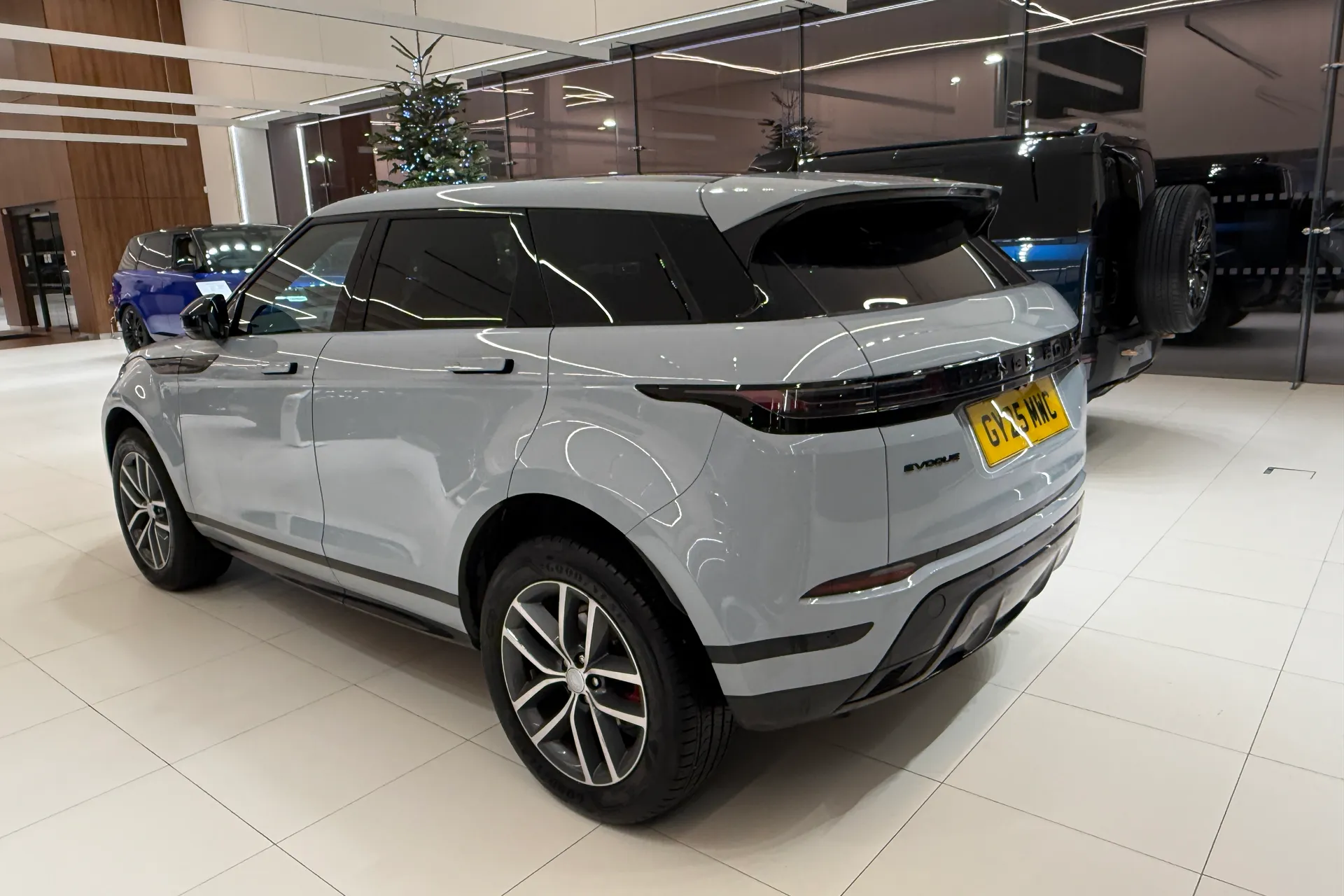 LAND ROVER RANGE ROVER EVOQUE thumbnail image number 13