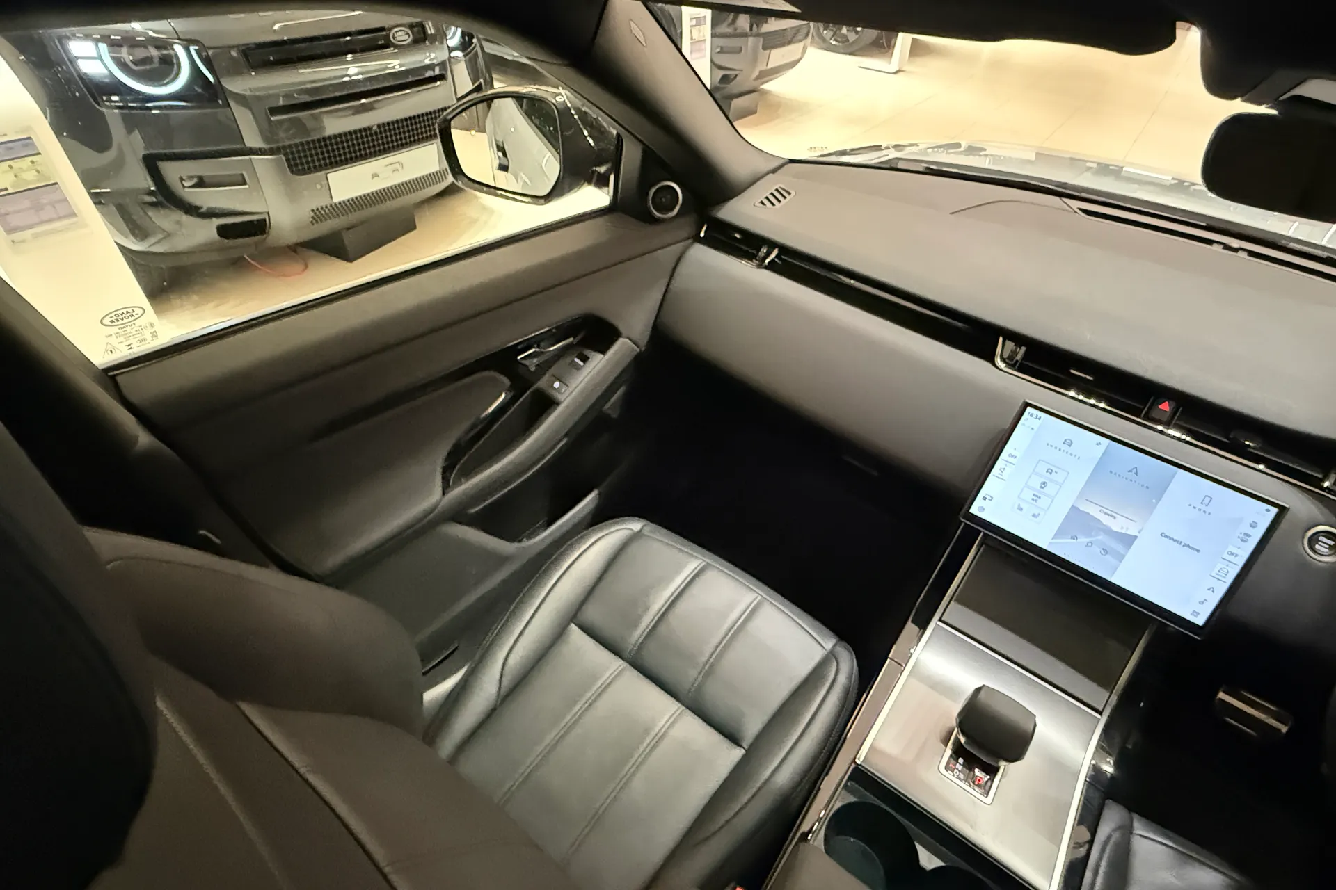 LAND ROVER RANGE ROVER EVOQUE thumbnail image number 15