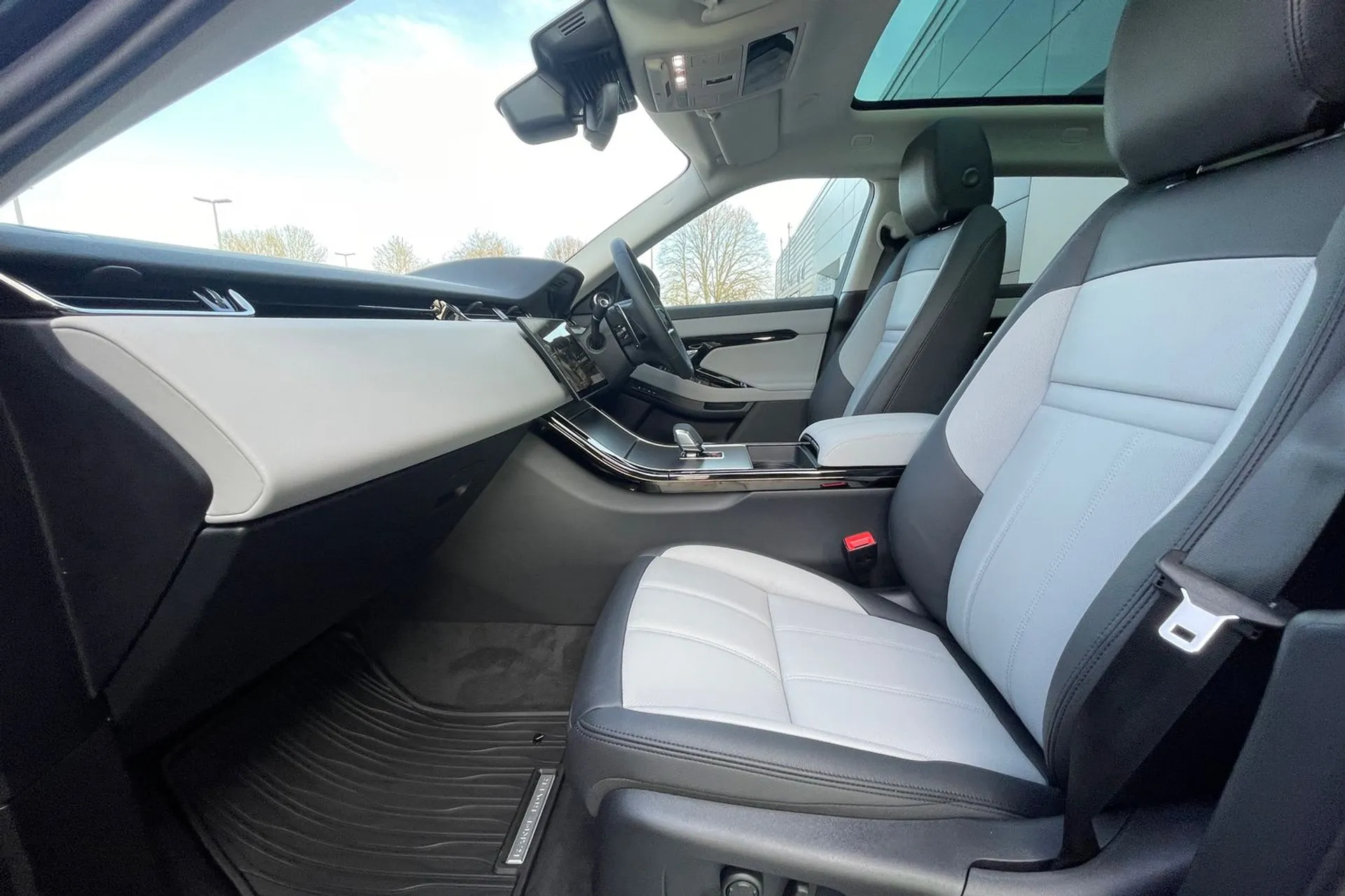LAND ROVER RANGE ROVER EVOQUE thumbnail image number 10