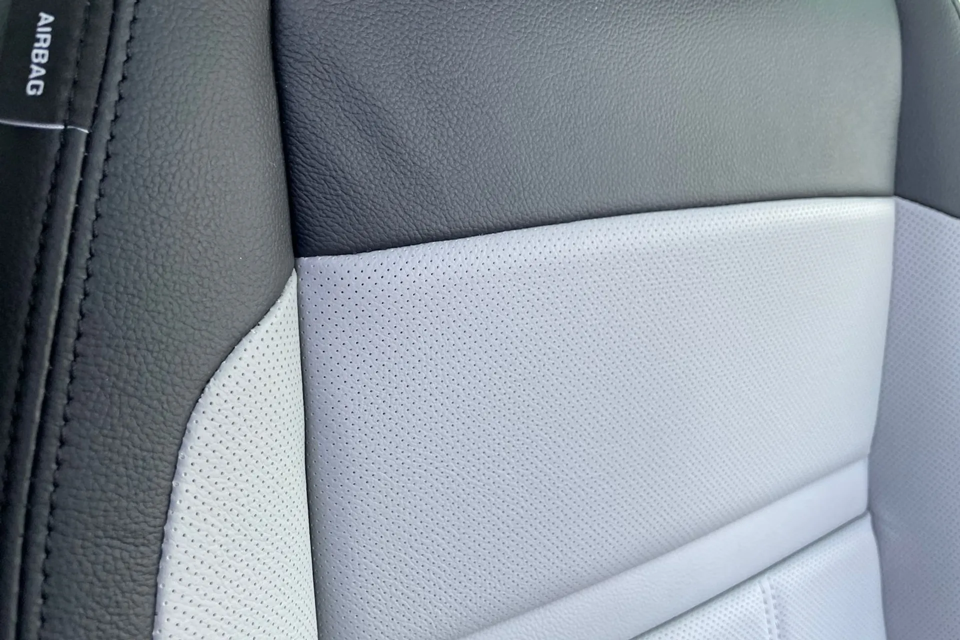 LAND ROVER RANGE ROVER EVOQUE thumbnail image number 34