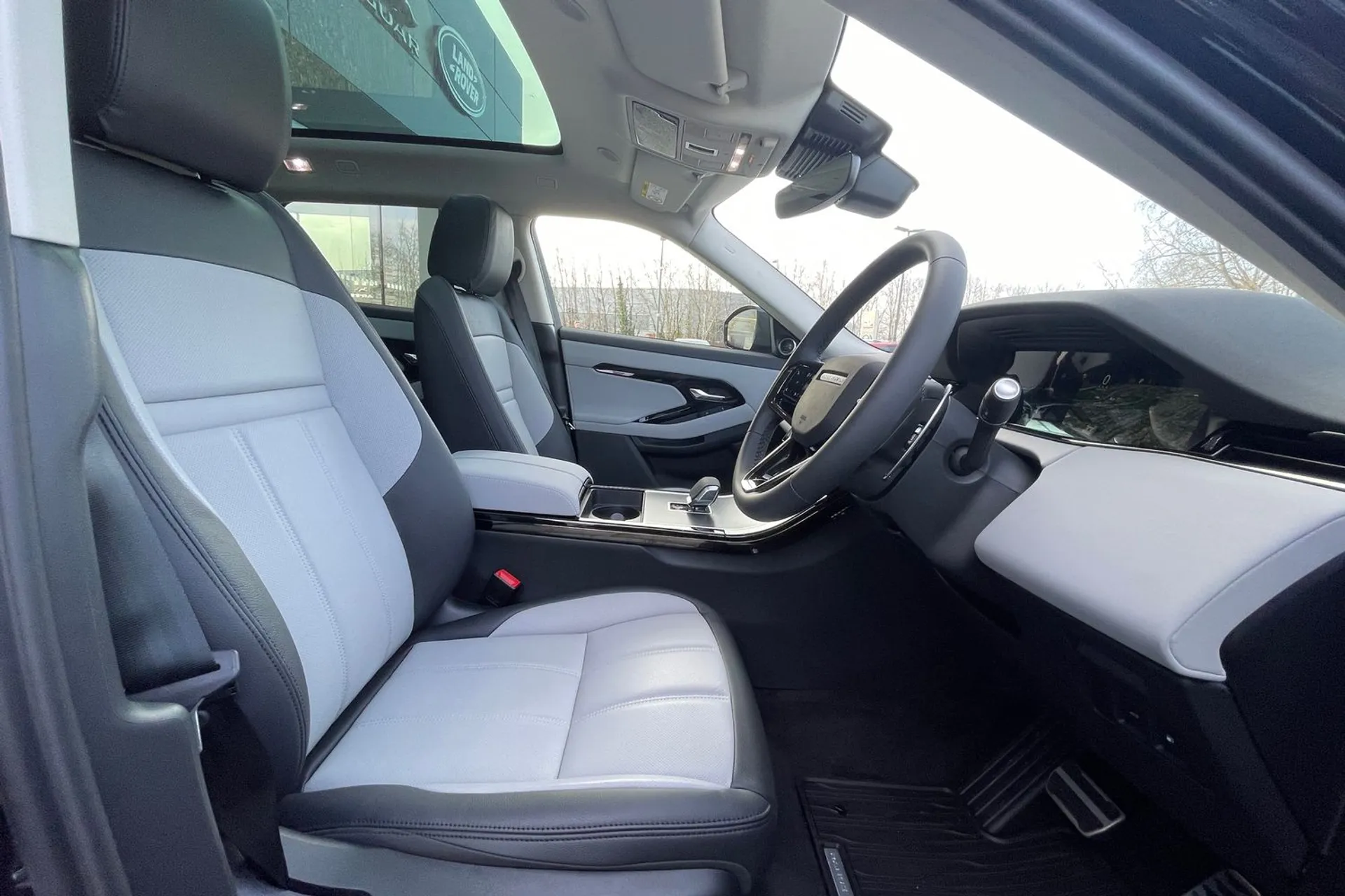 LAND ROVER RANGE ROVER EVOQUE thumbnail image number 9