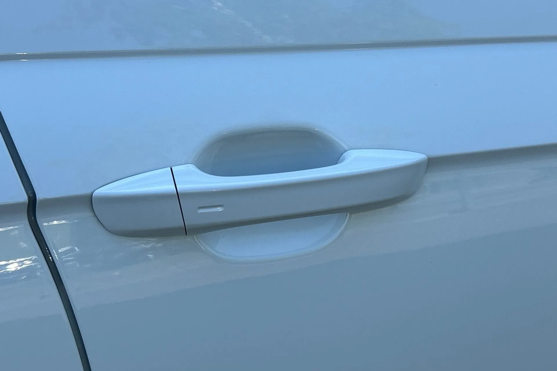 VOLKSWAGEN POLO thumbnail image number 35