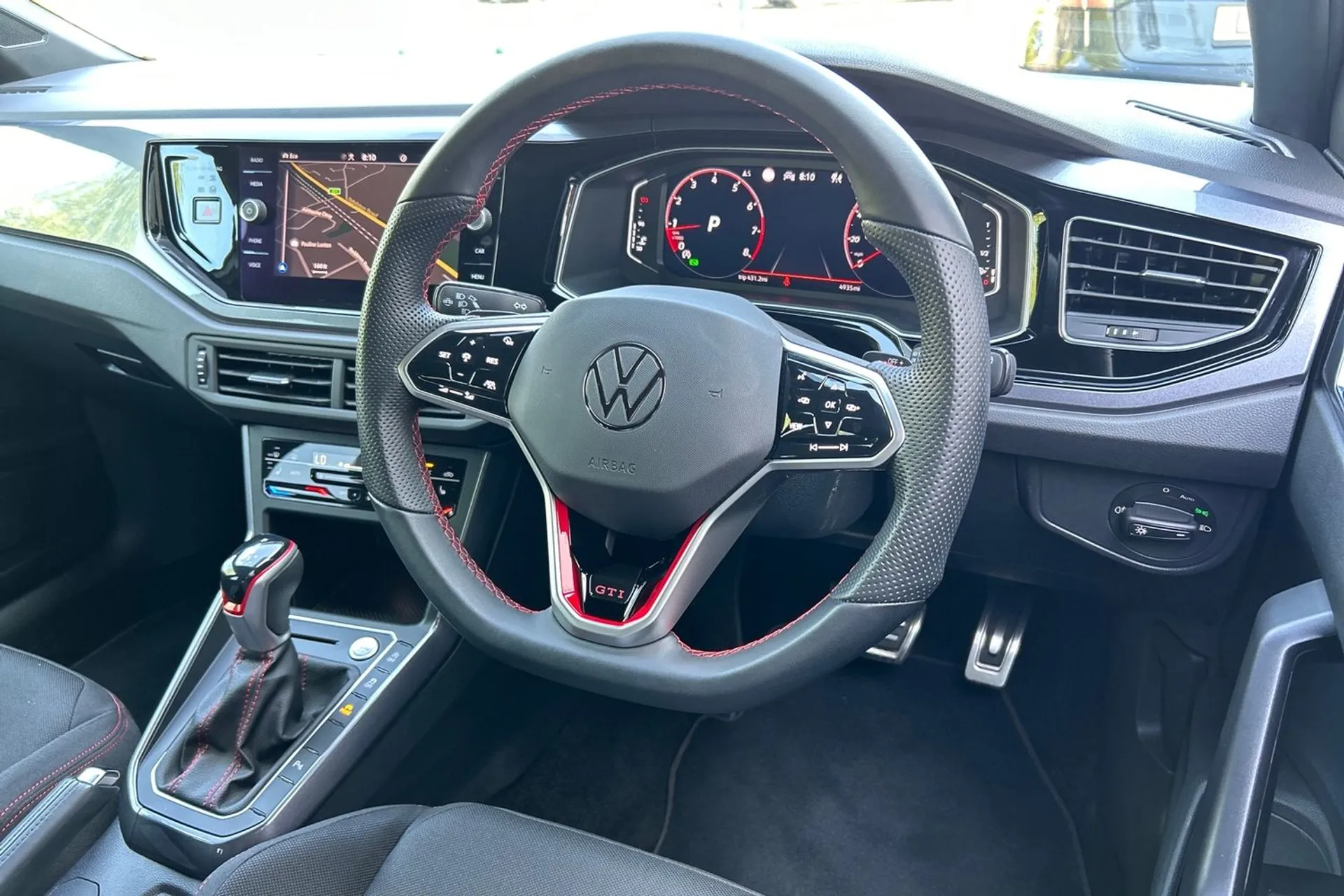 VOLKSWAGEN POLO thumbnail image number 59