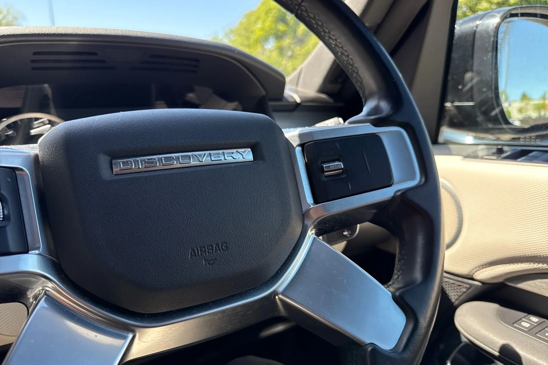 LAND ROVER DISCOVERY thumbnail image number 38