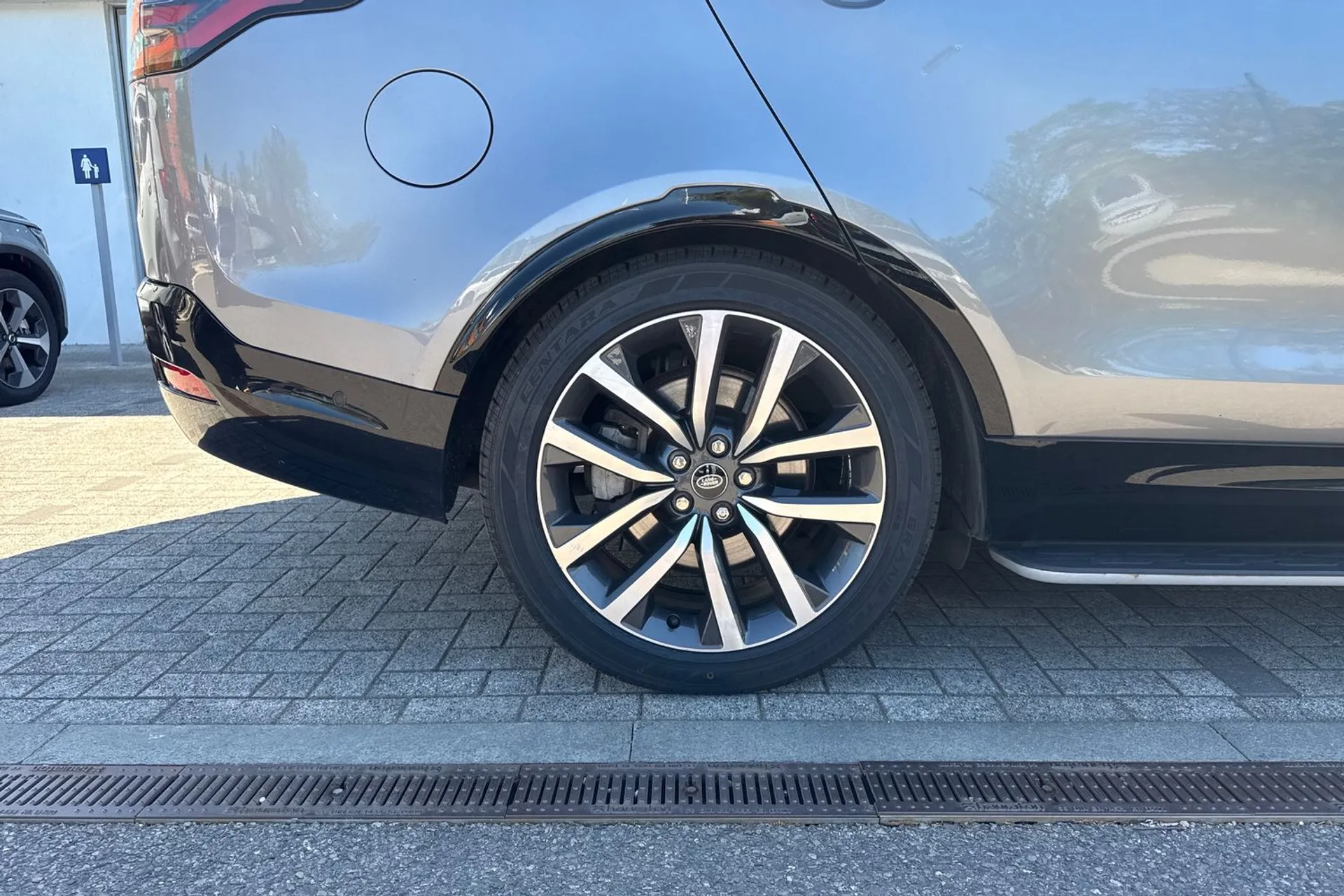 LAND ROVER DISCOVERY thumbnail image number 14