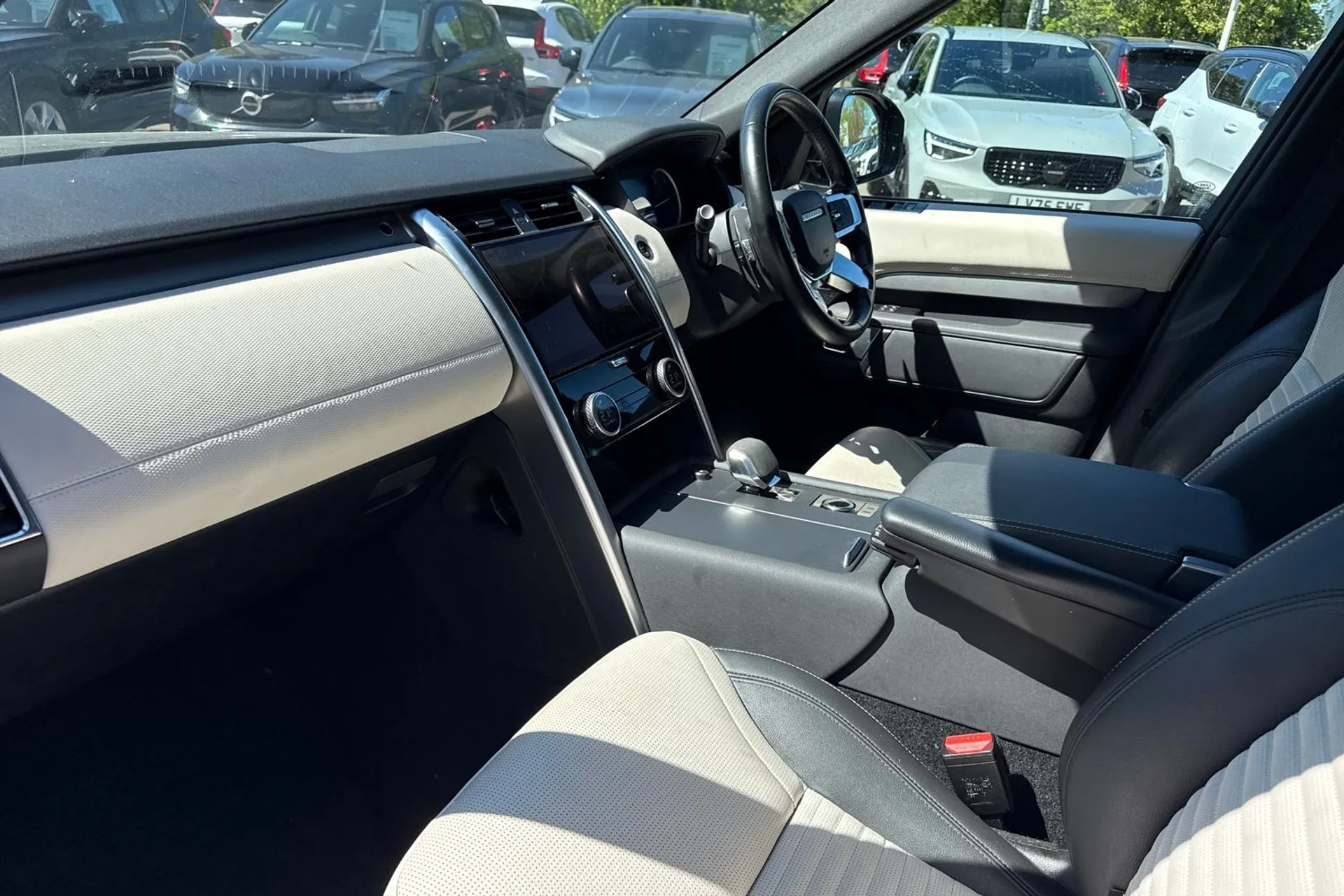 LAND ROVER DISCOVERY thumbnail image number 28