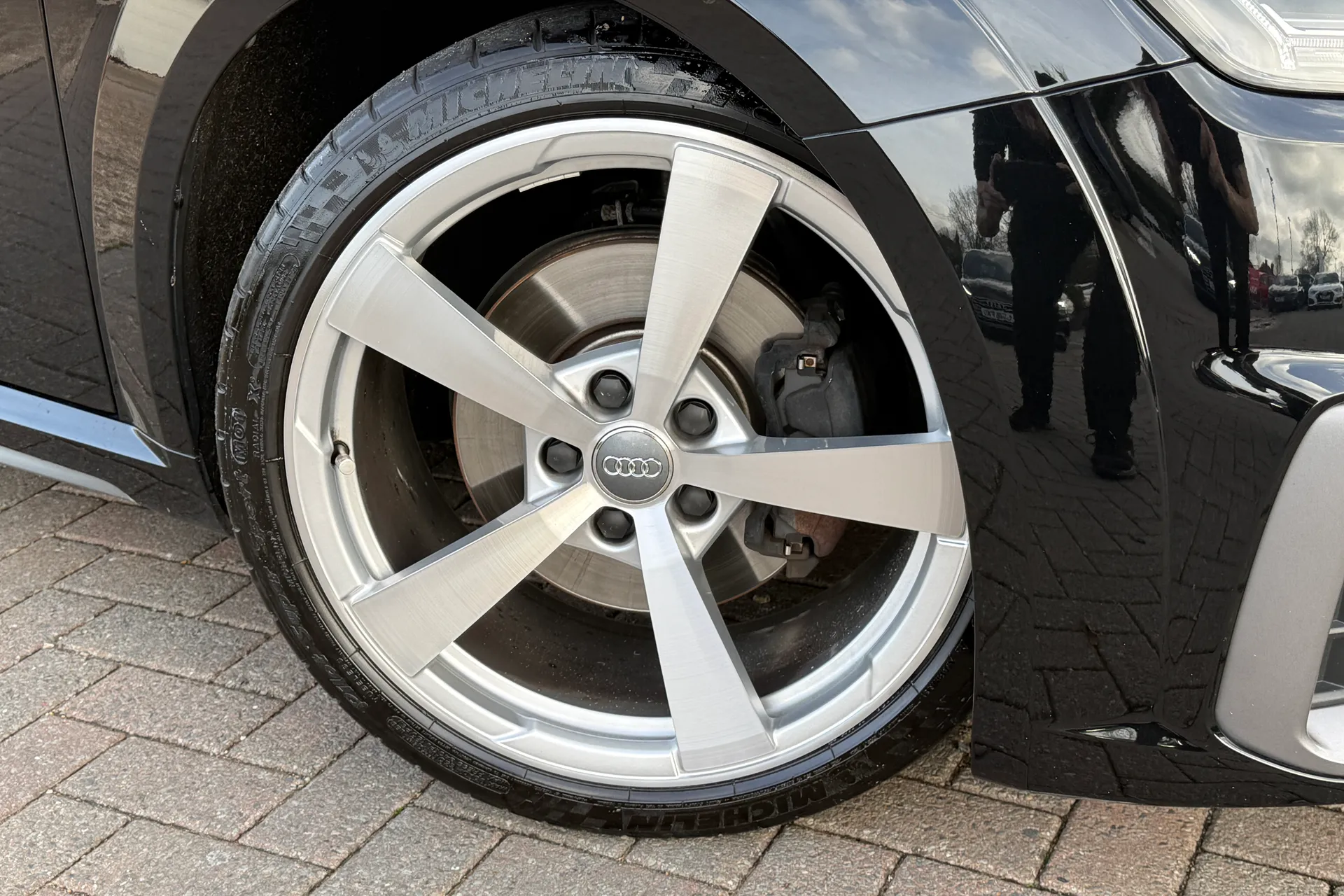 Audi TT thumbnail image number 7