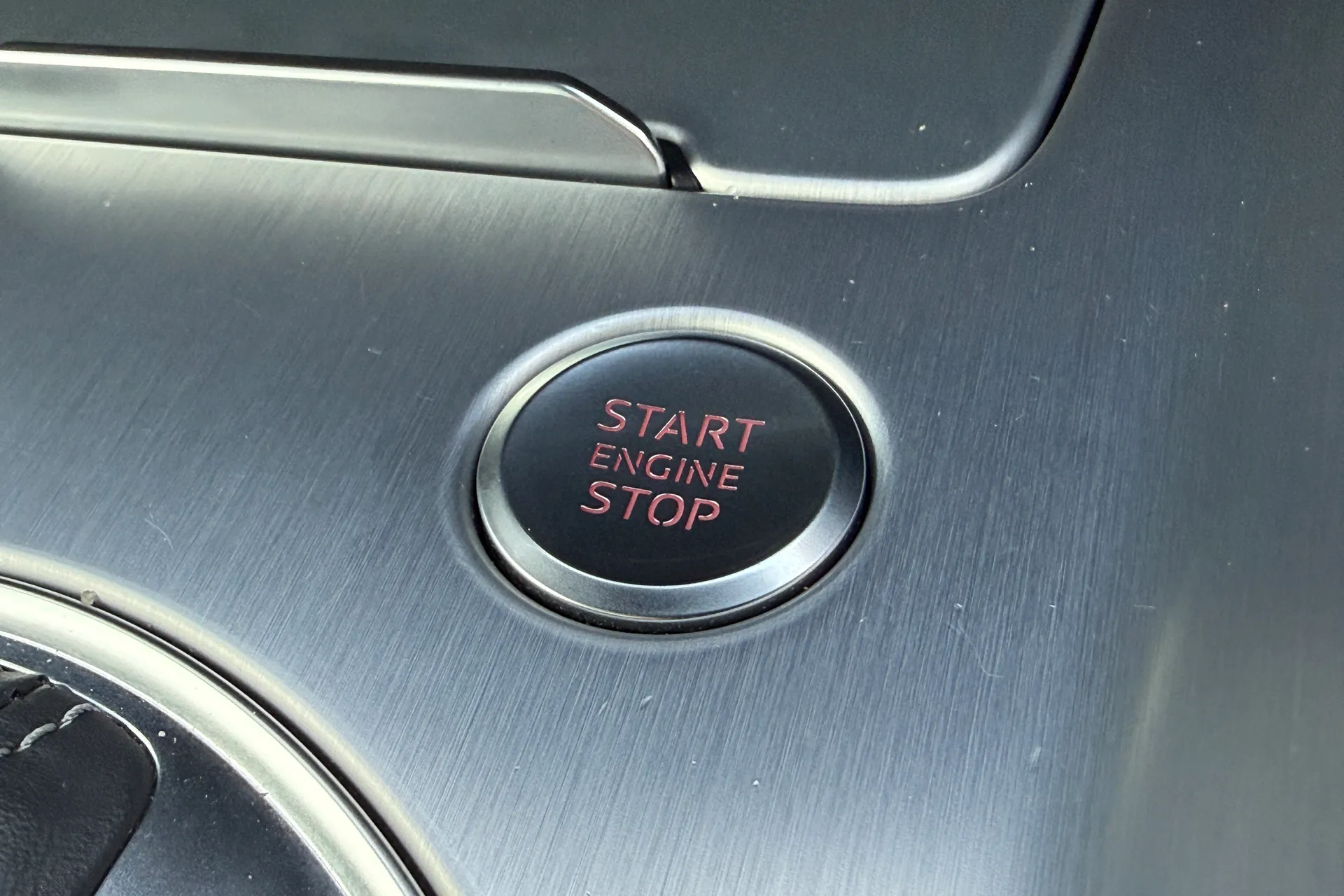 Audi TT thumbnail image number 13