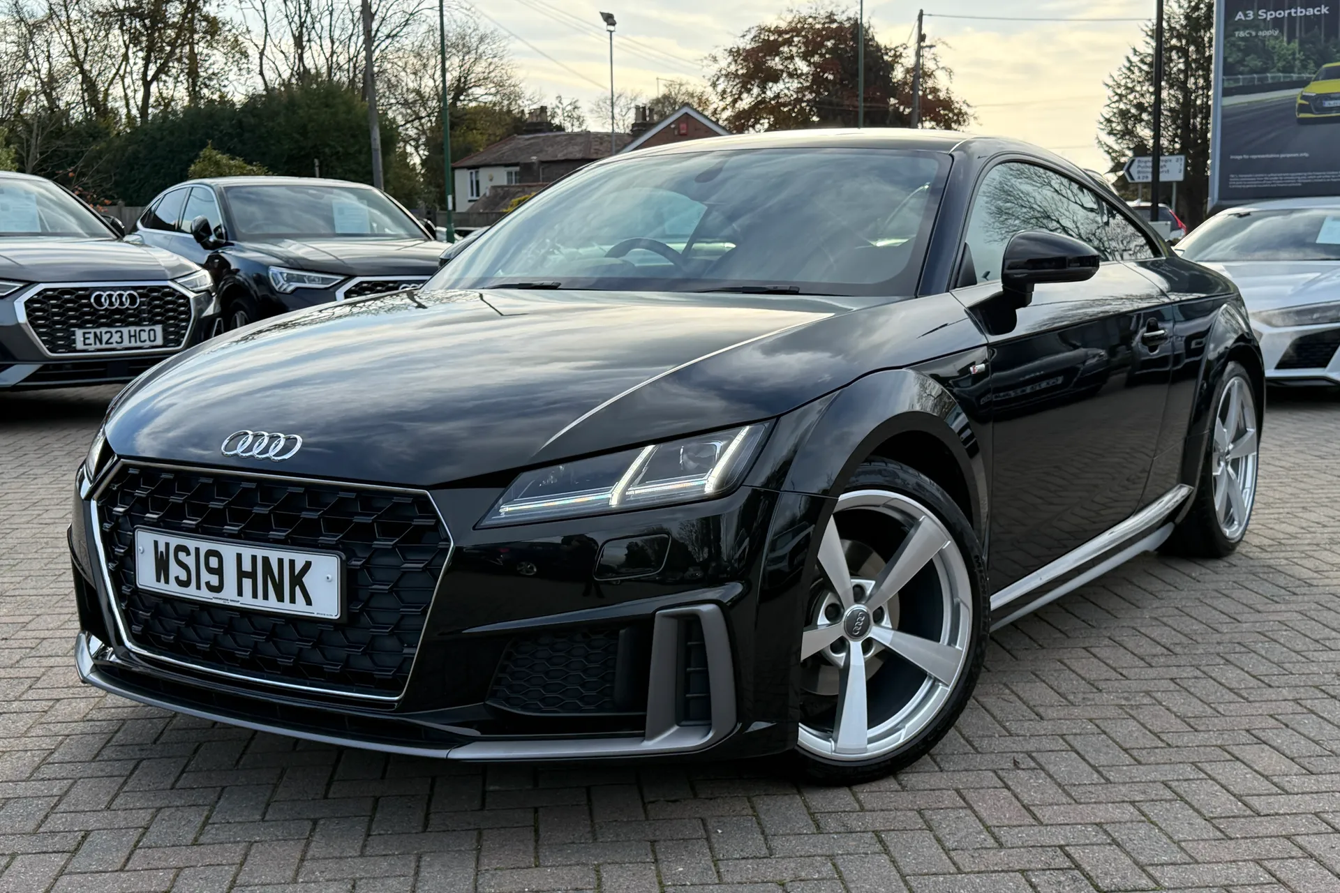 Audi TT thumbnail image number 22