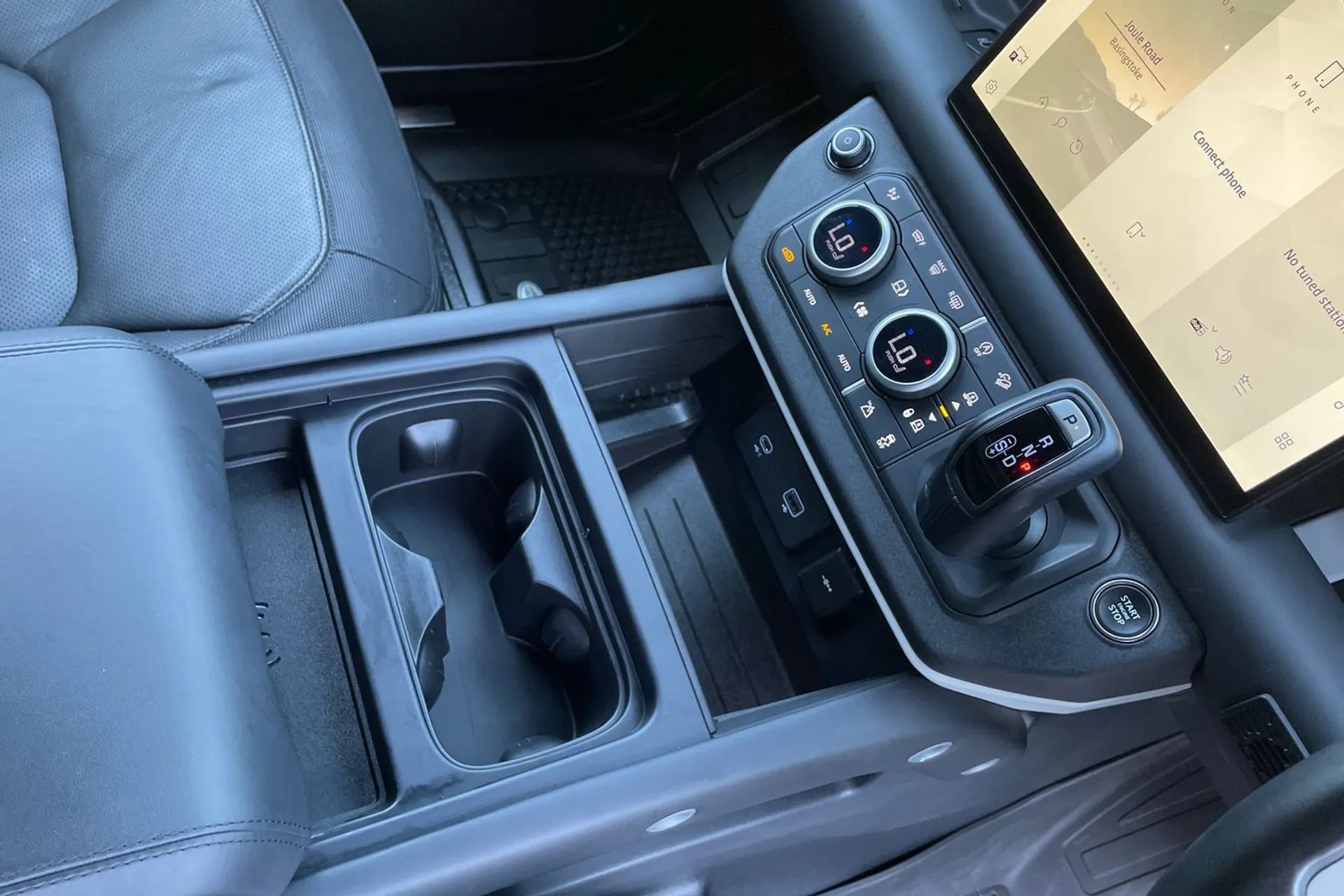 Volvo V60 thumbnail image number 17
